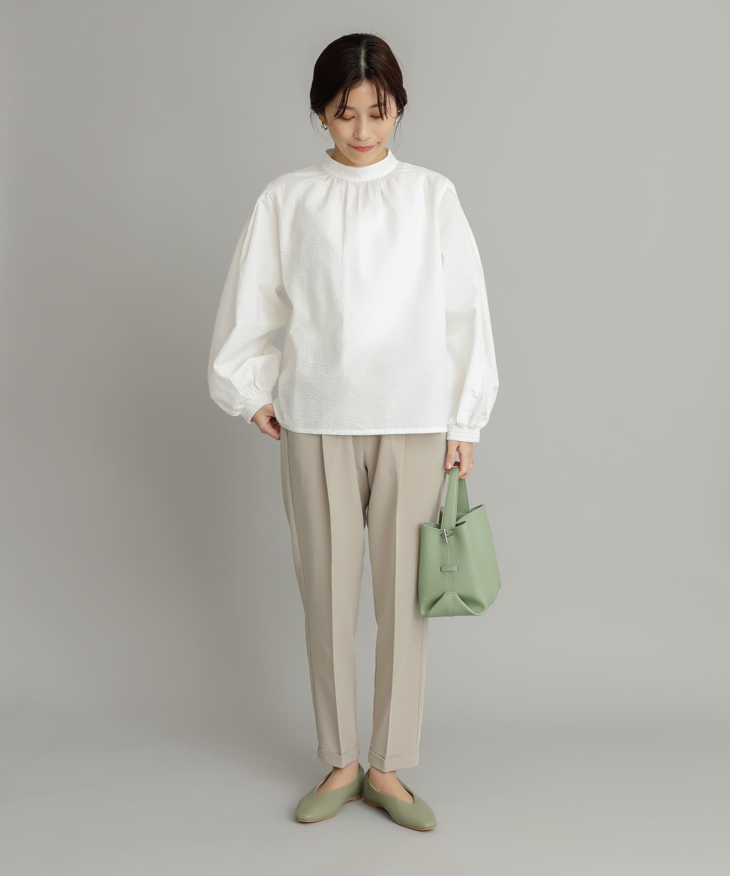 L.BEIGE