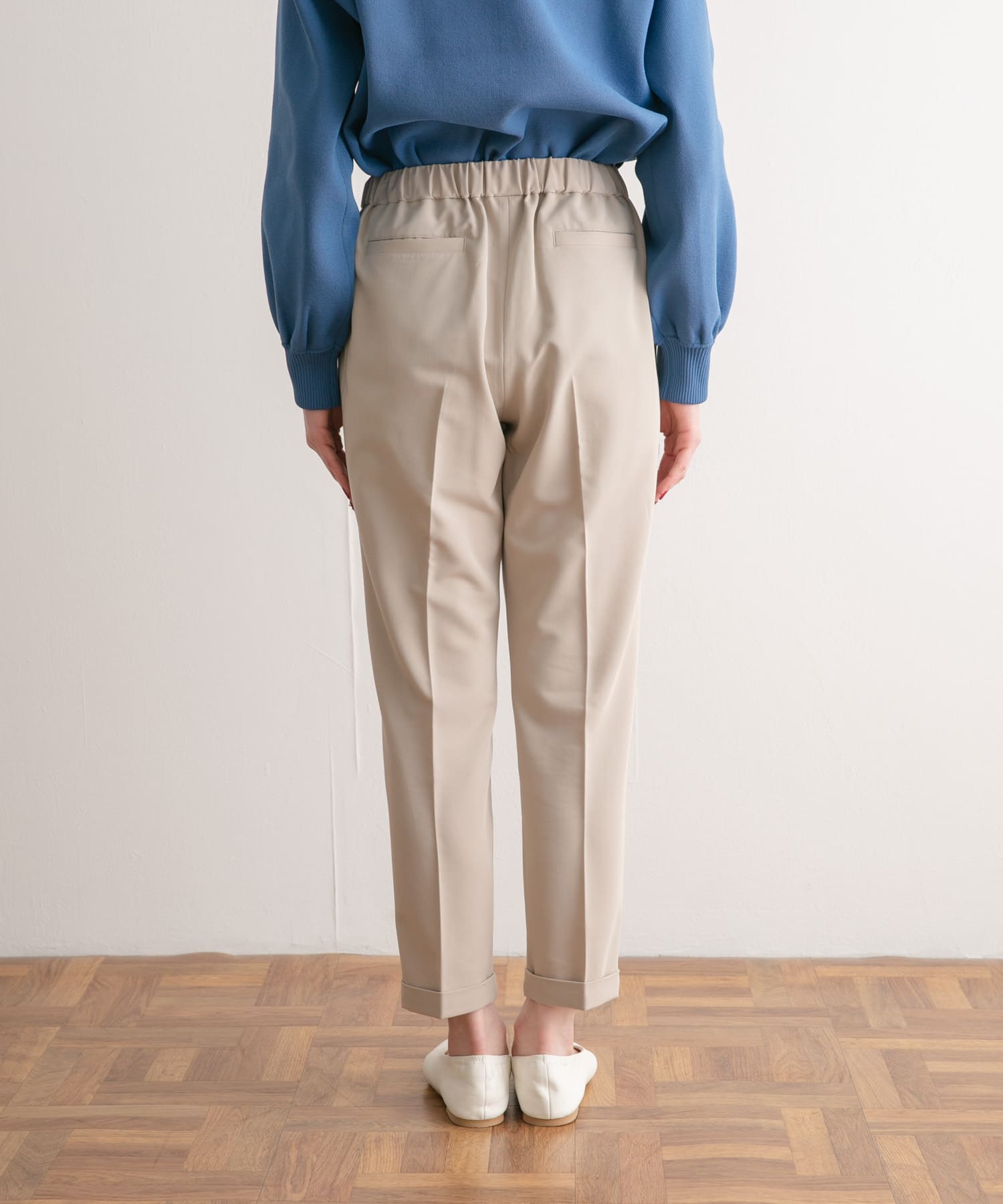 L.BEIGE
