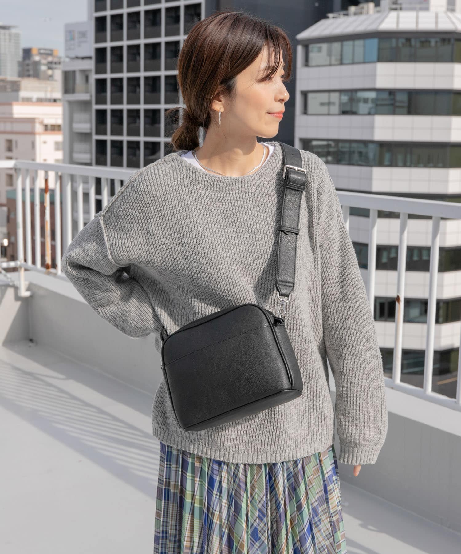 2WAYスクエアショルダーバッグ BLACK -