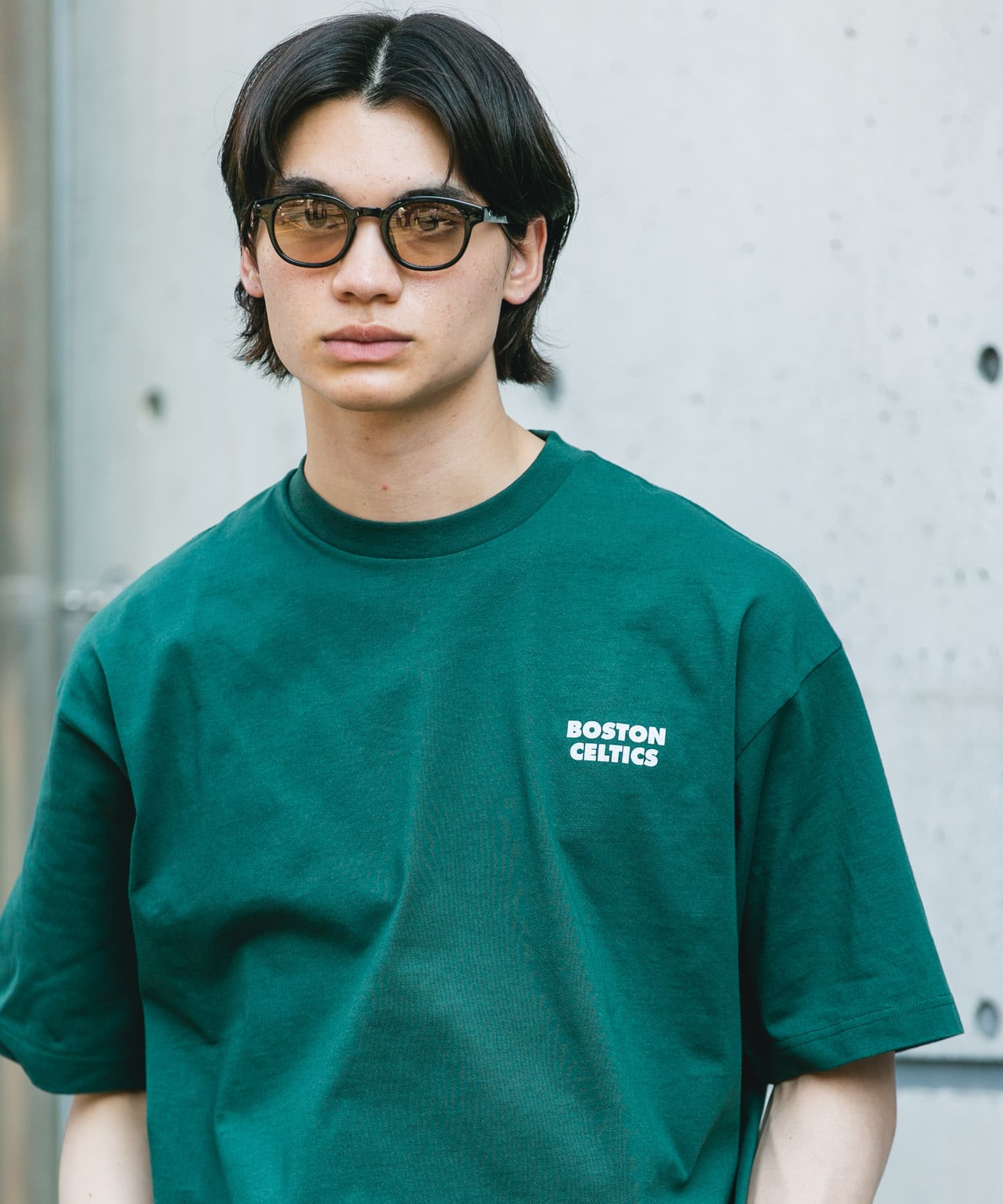 GREEN