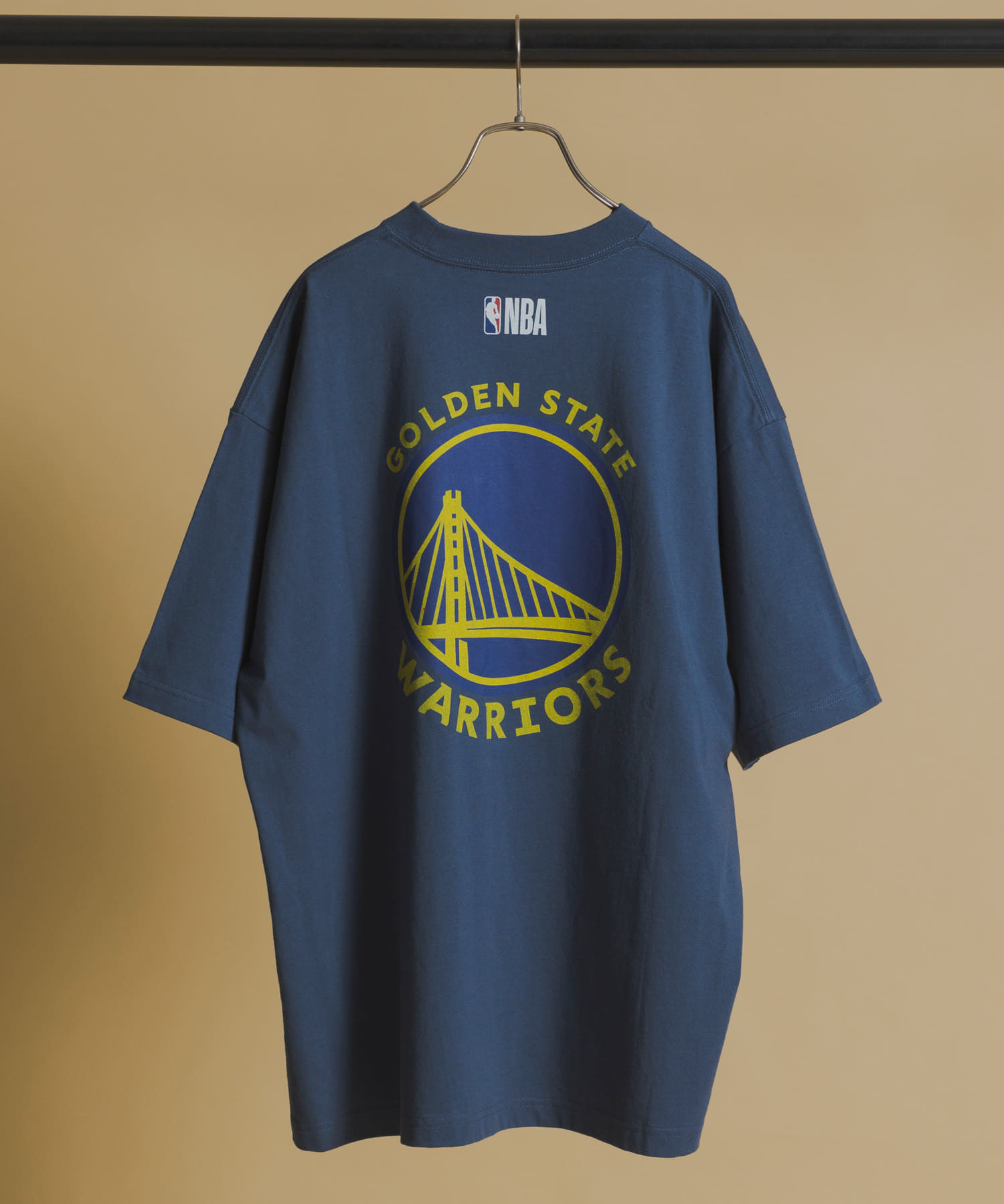 『WEB/一部店舗限定サイズ』『別注』NBA×DOORS　プリントTシャツ NAVY M