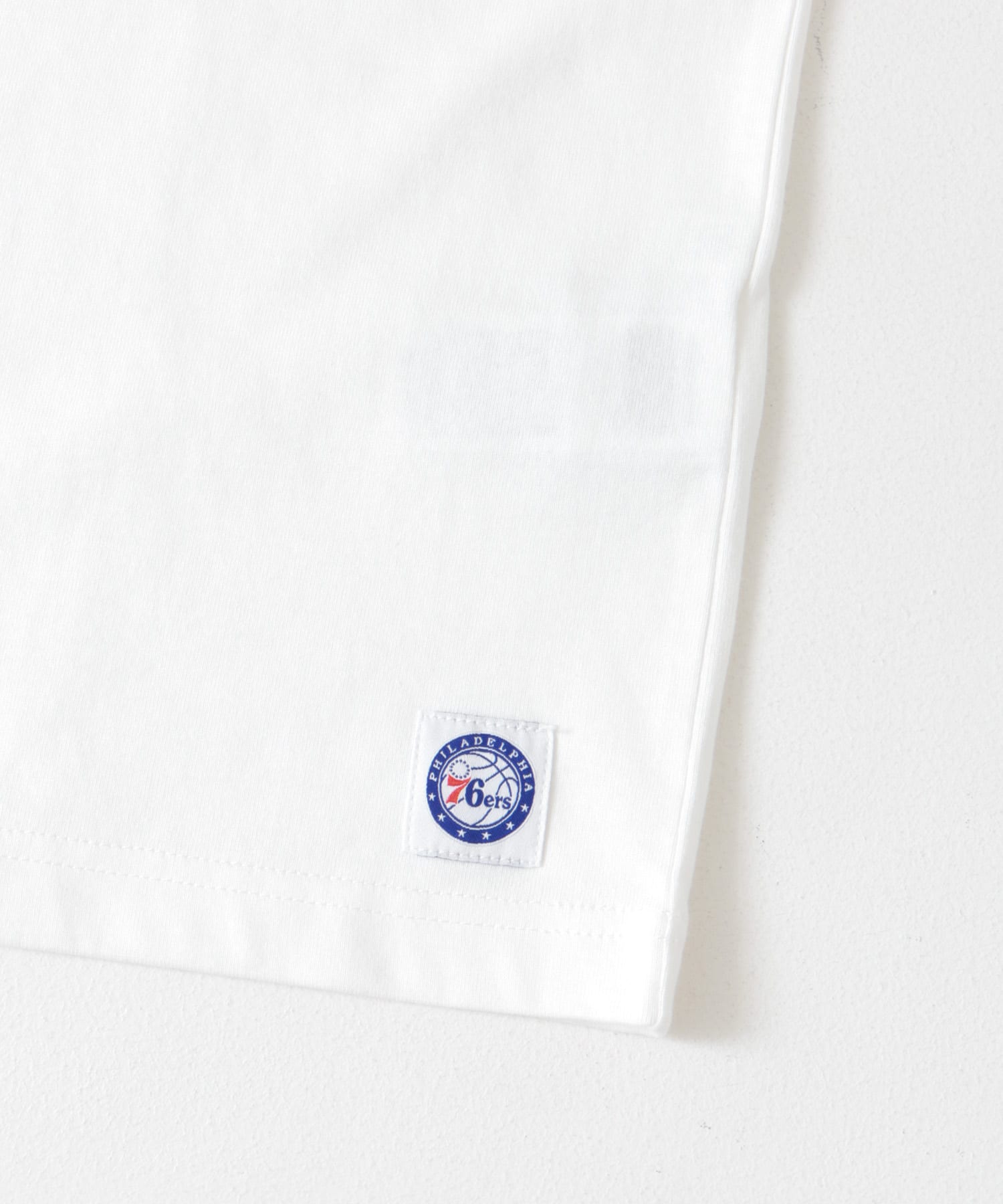 WHITE②