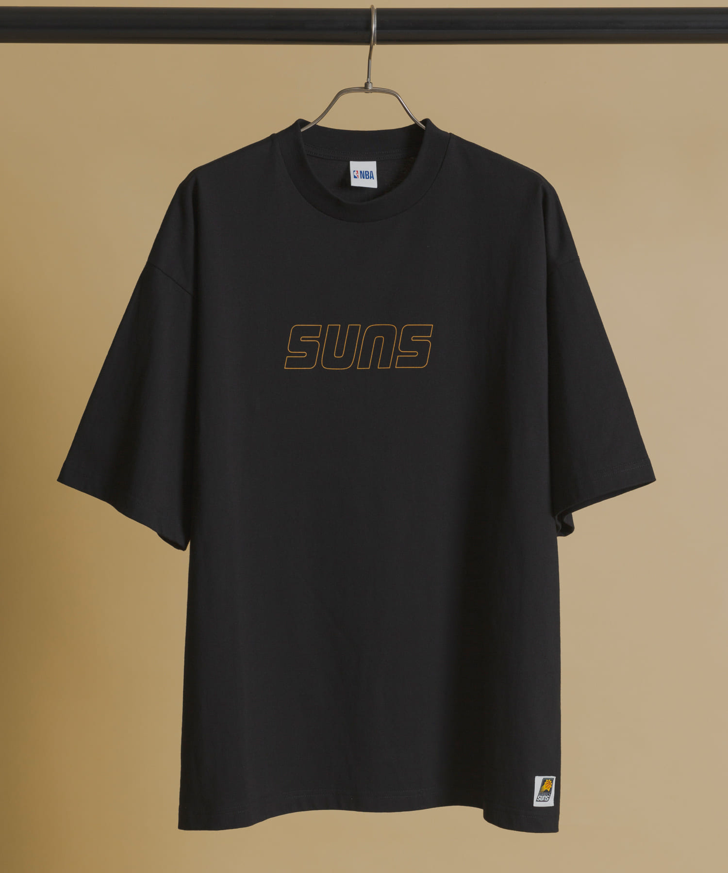 『WEB/一部店舗限定サイズ』『別注』NBA×DOORS　プリントTシャツ BLACK L