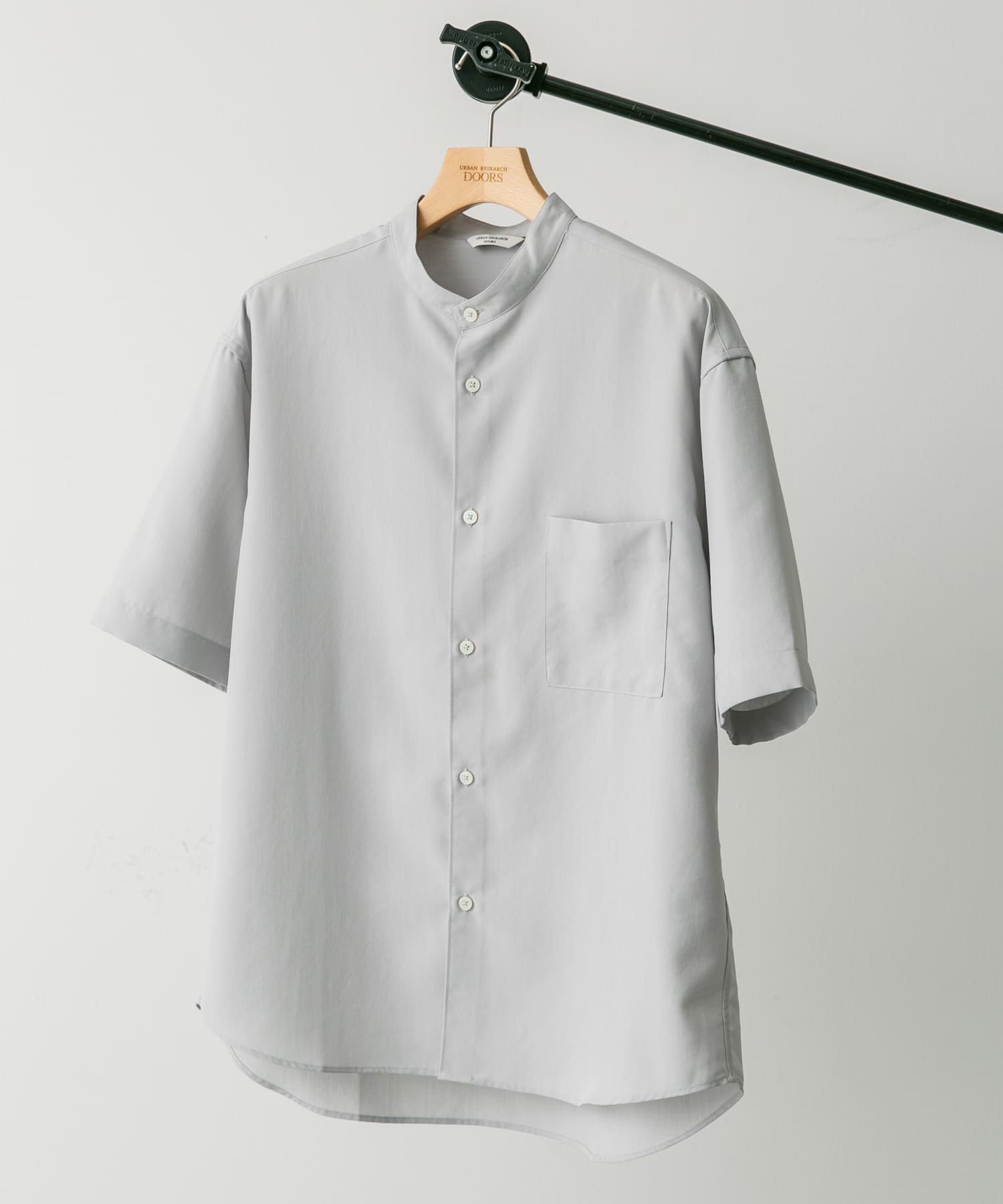 『XLサイズ/WEB限定』『吸水速乾』セオアルファバンドカラーショートスリーブ シャツ L.GRAY M