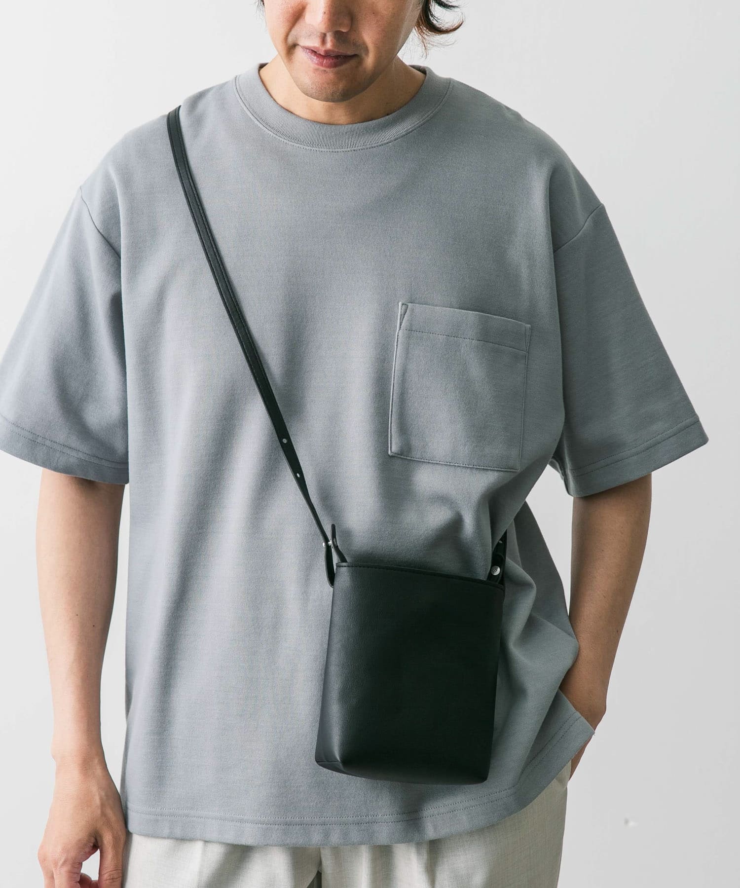 コンパクトショルダーバッグ BLACK -