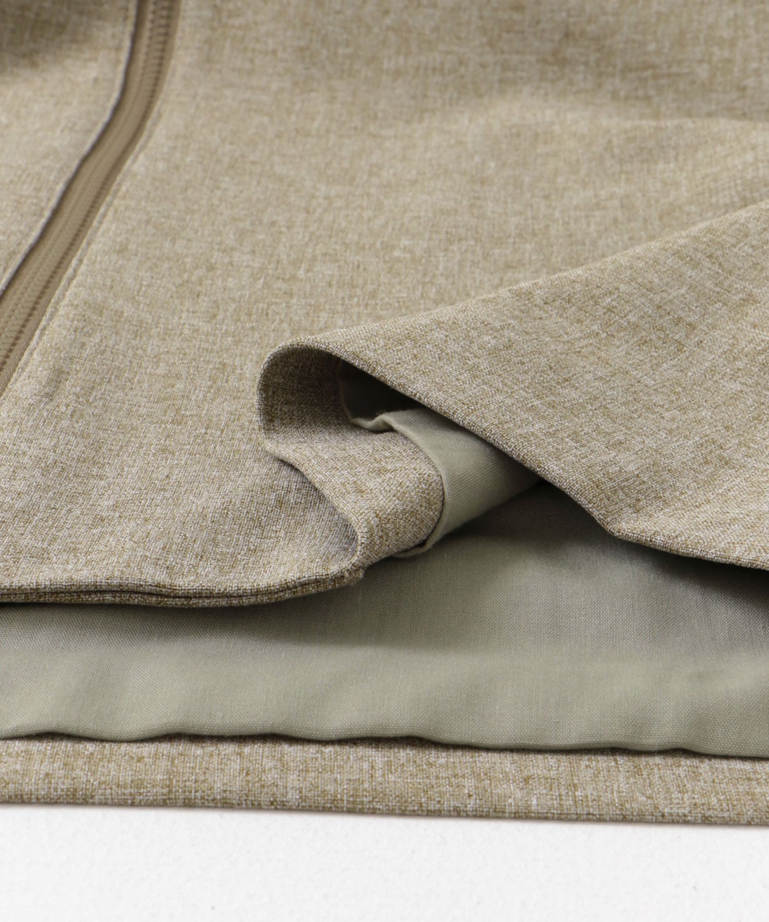 『UR TECH DRYLUXE』フロントZIPベスト KHAKIBROWN M