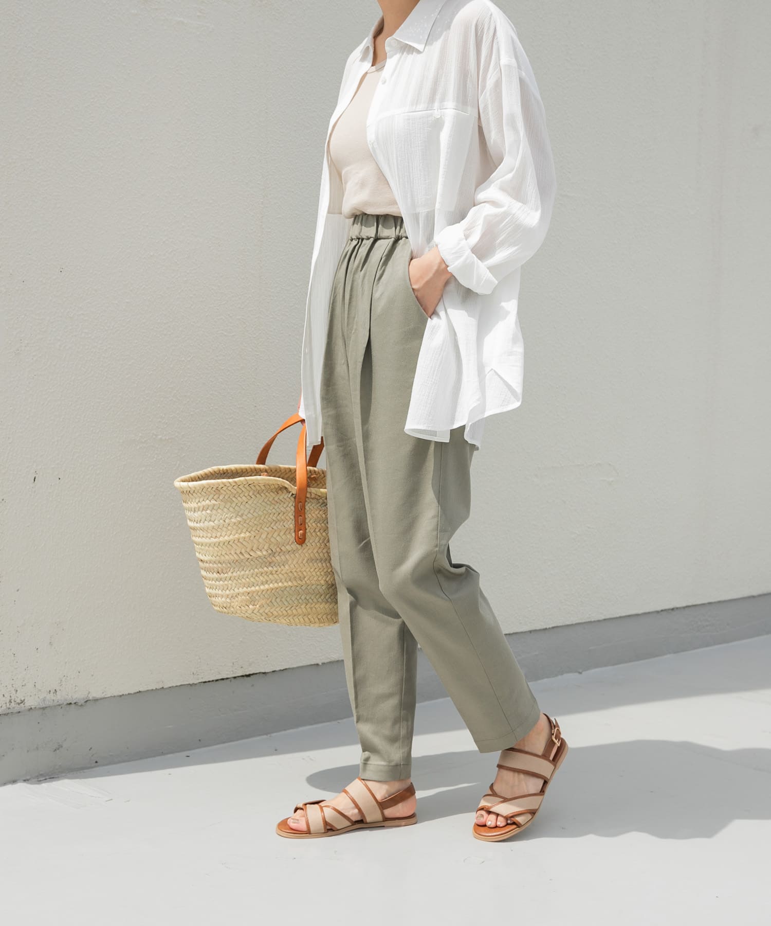 KHAKI