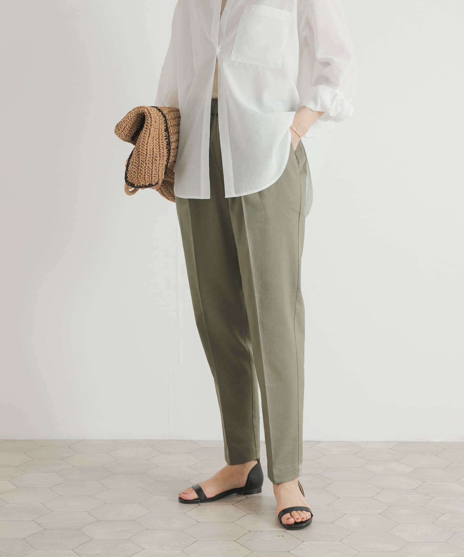 KHAKI
