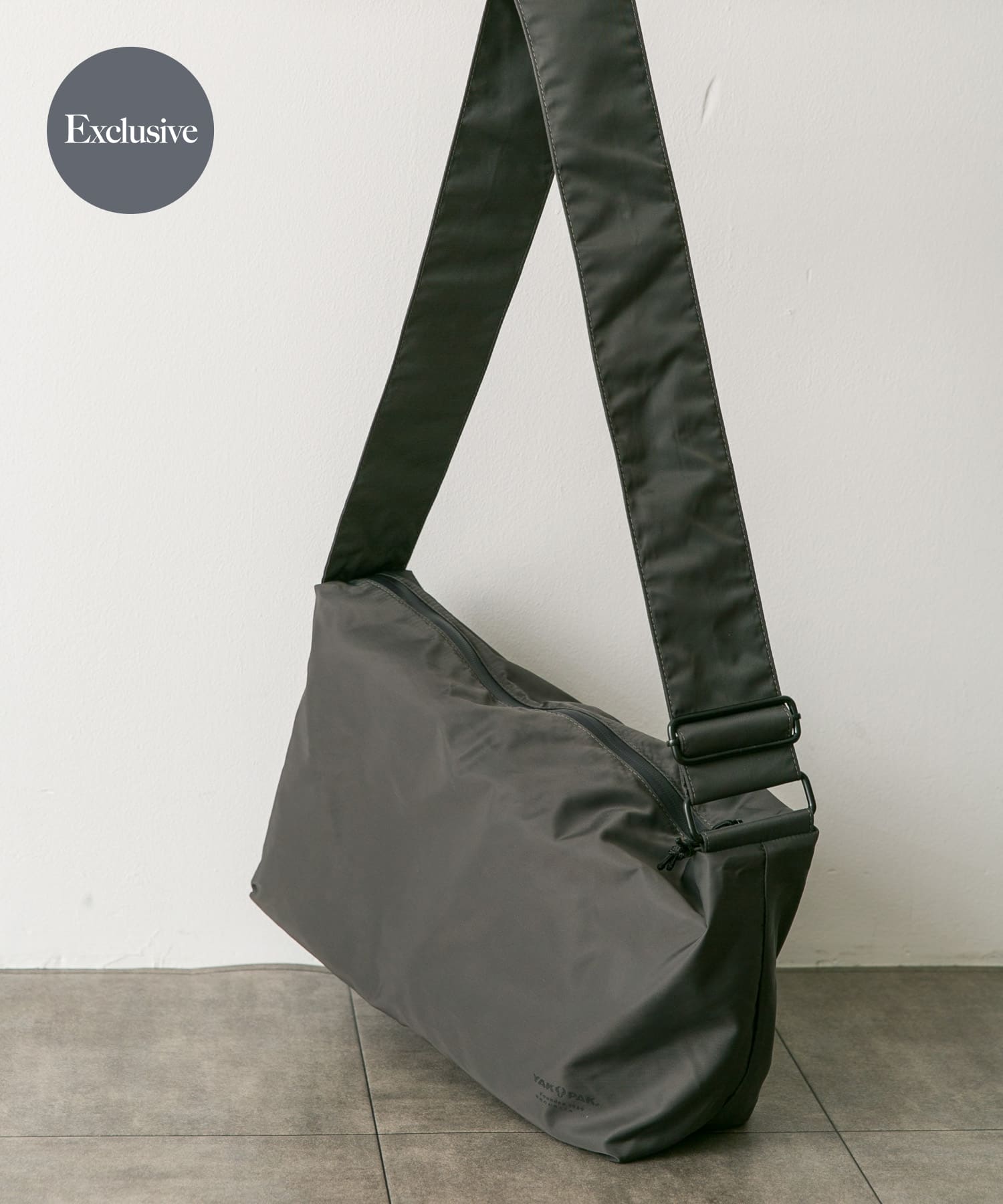 『別注』YAK PAK×DOORS　ミニSHOULDER BAG CHARCOAL -
