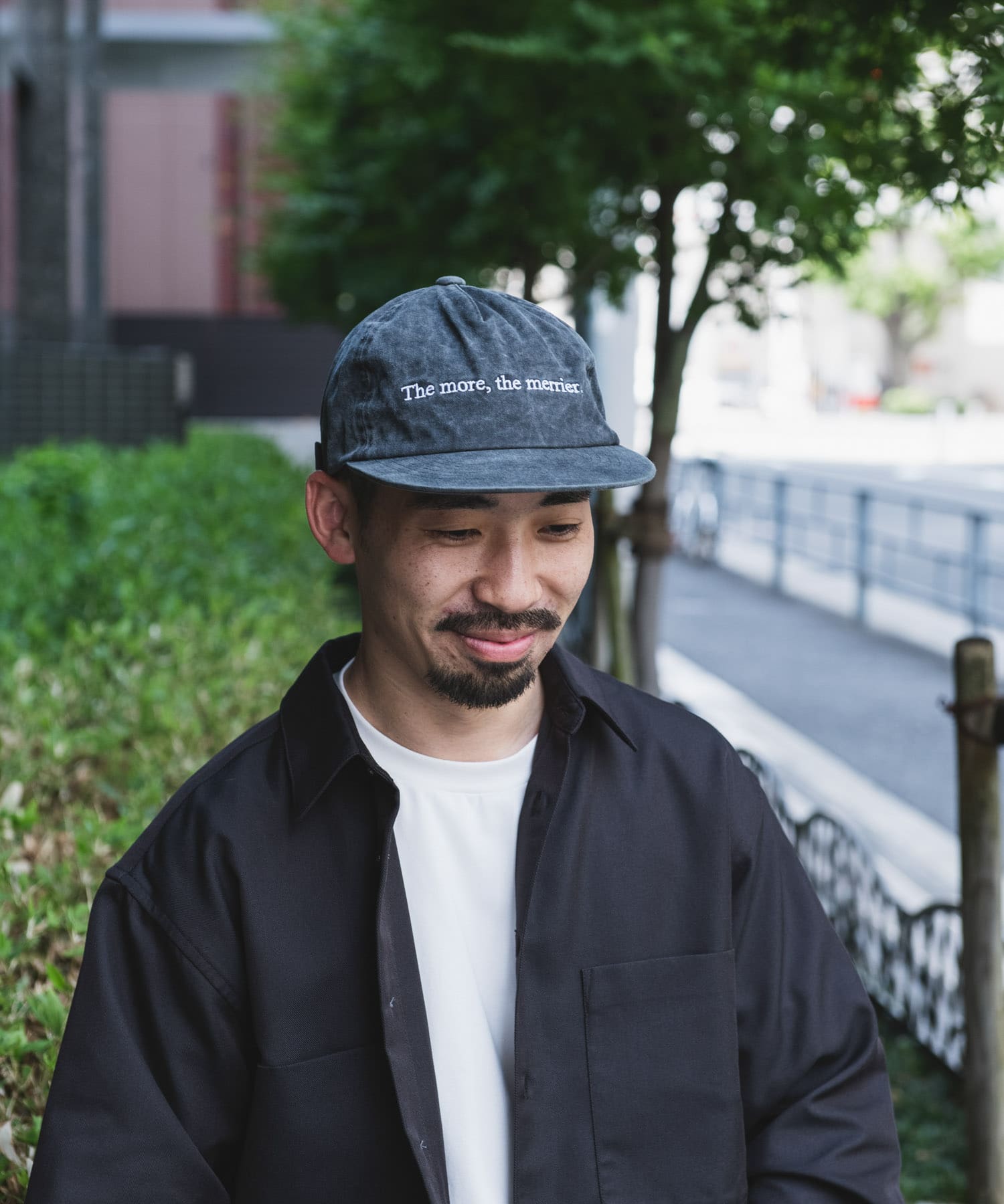 ピグメント刺繍キャップ BLACK -