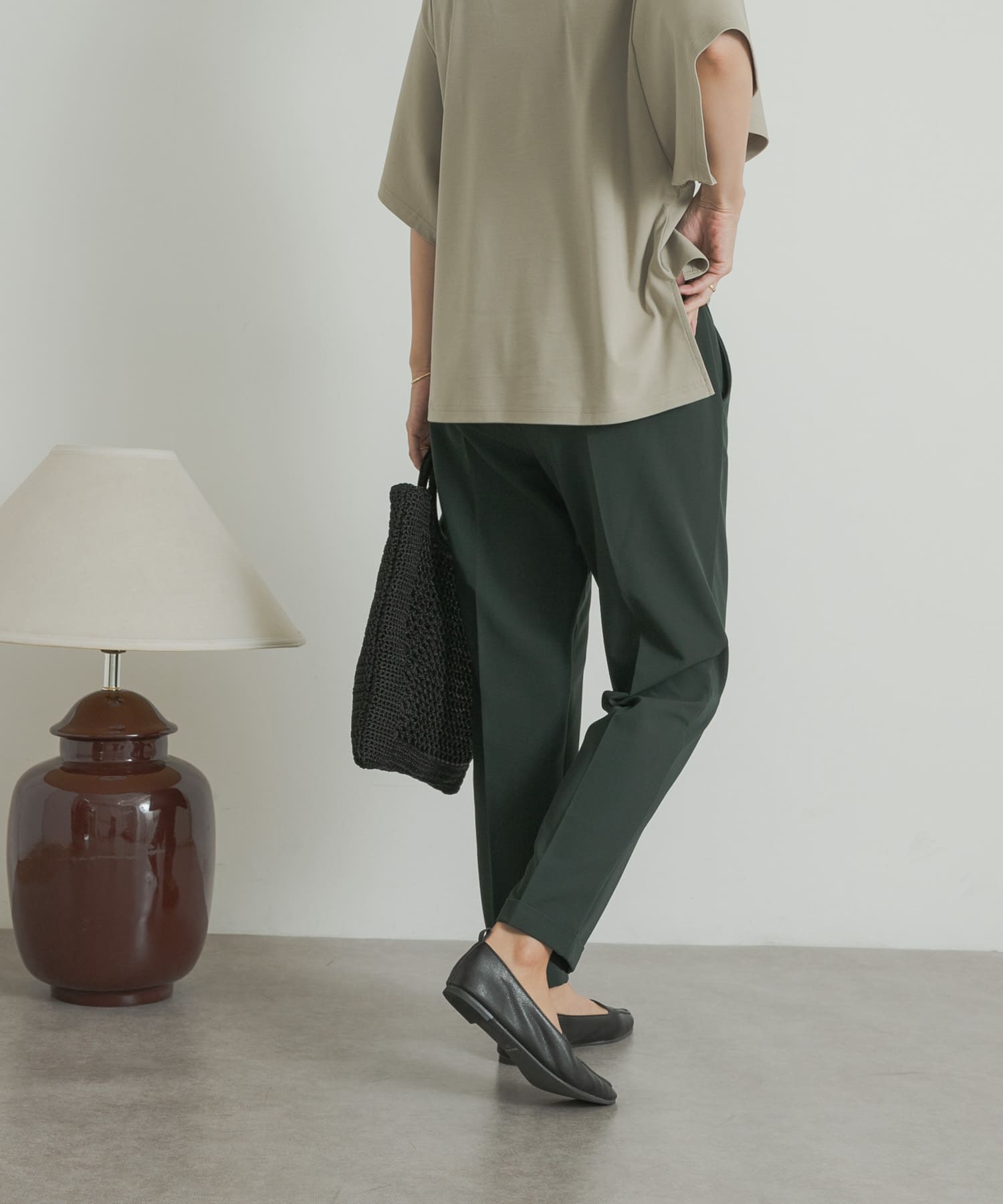GREEN