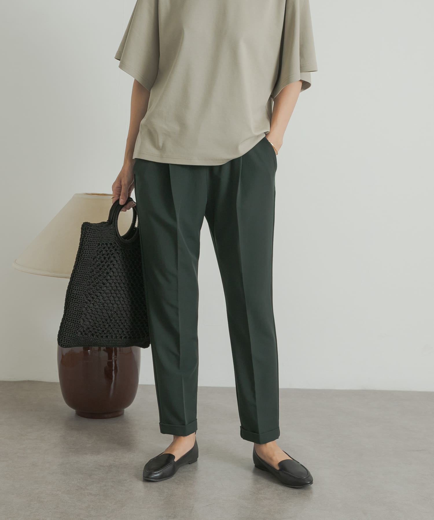 GREEN