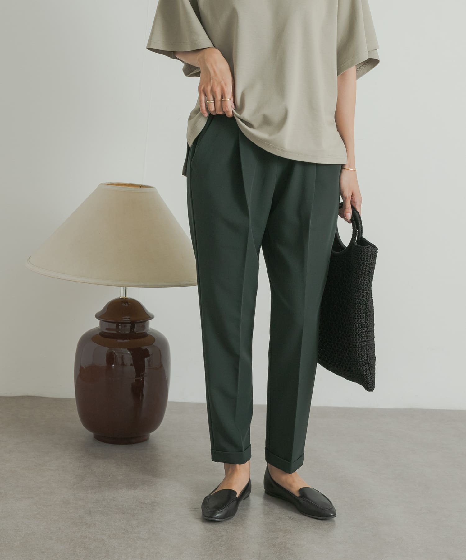 GREEN