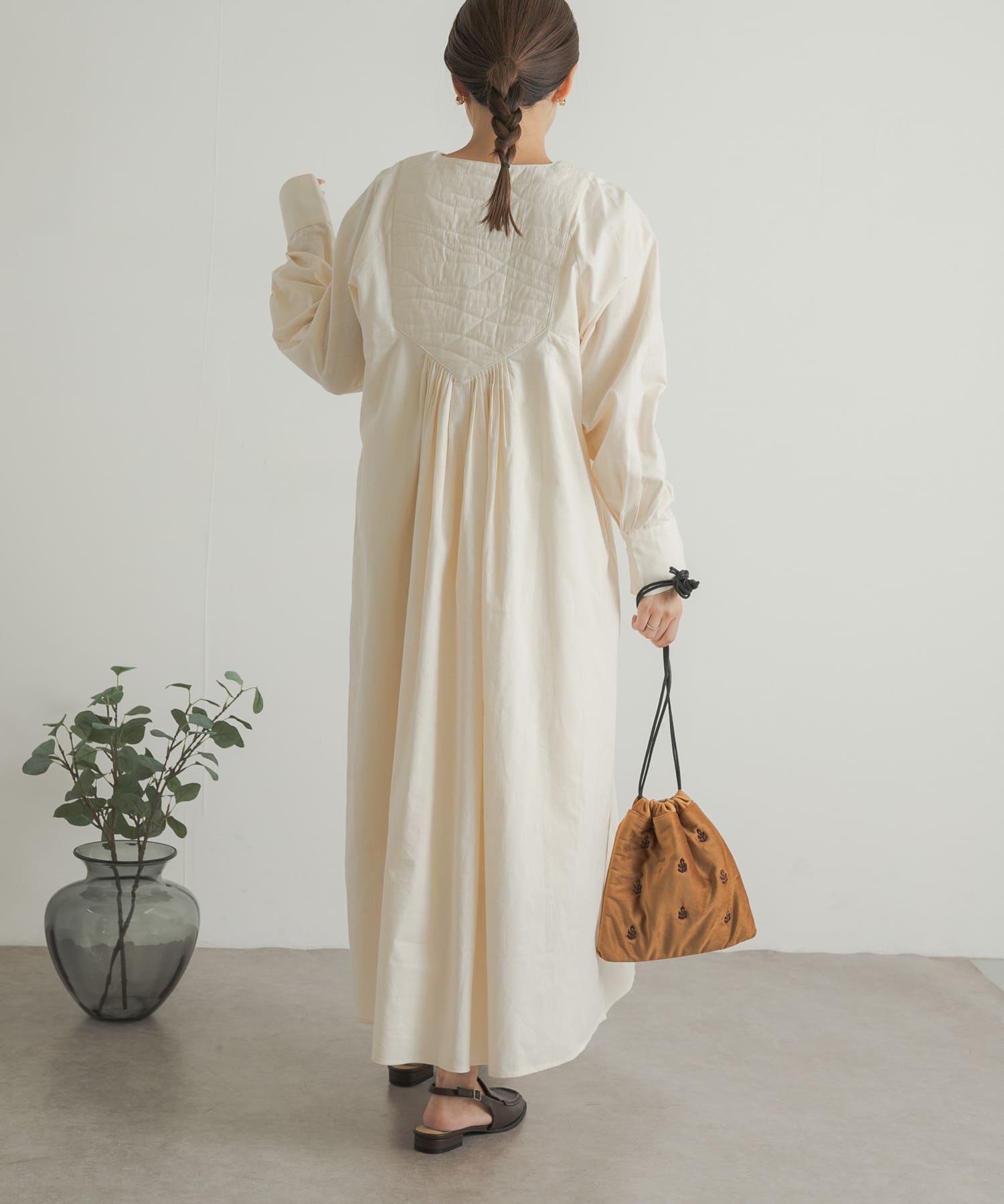 IVORY