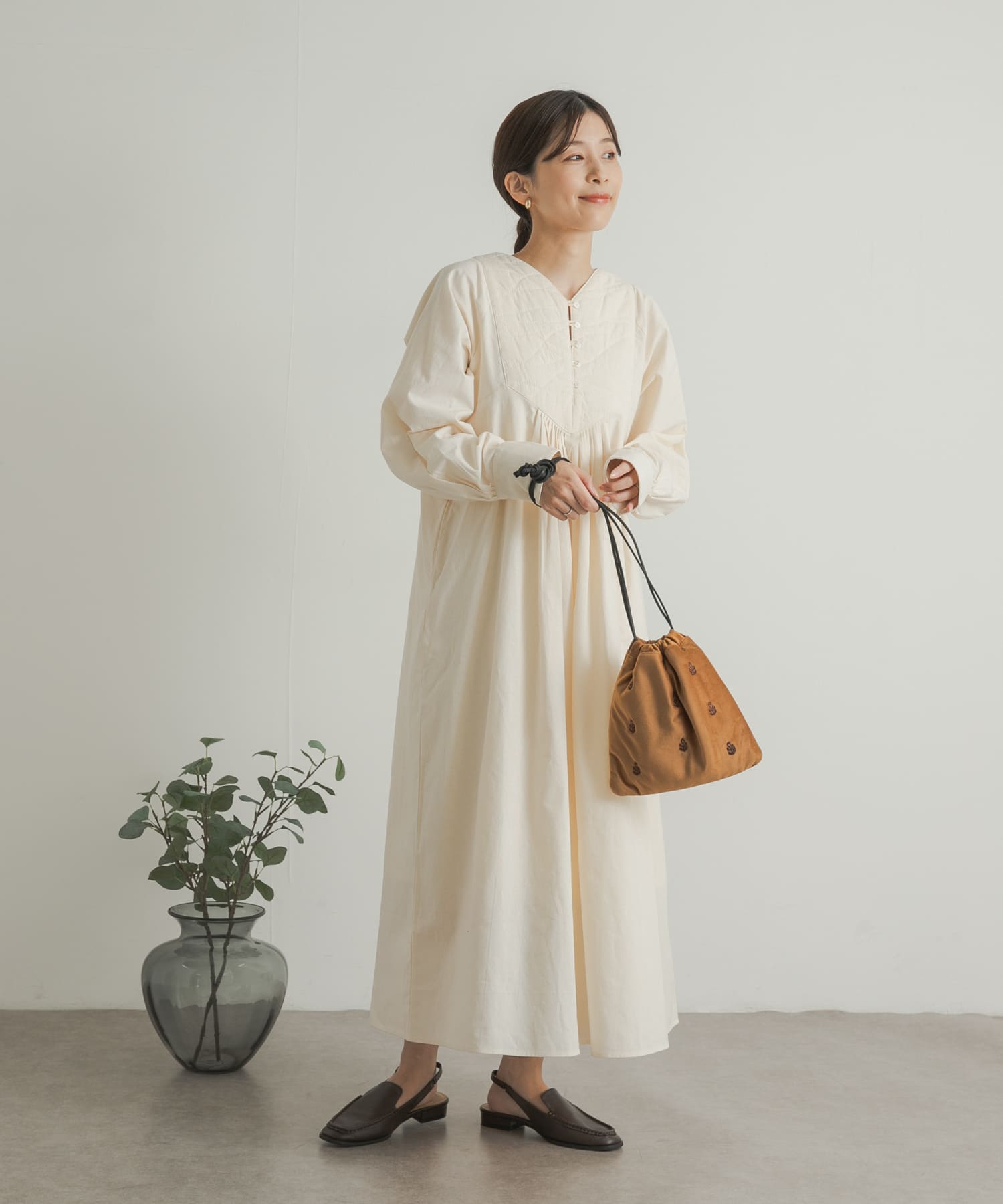 IVORY