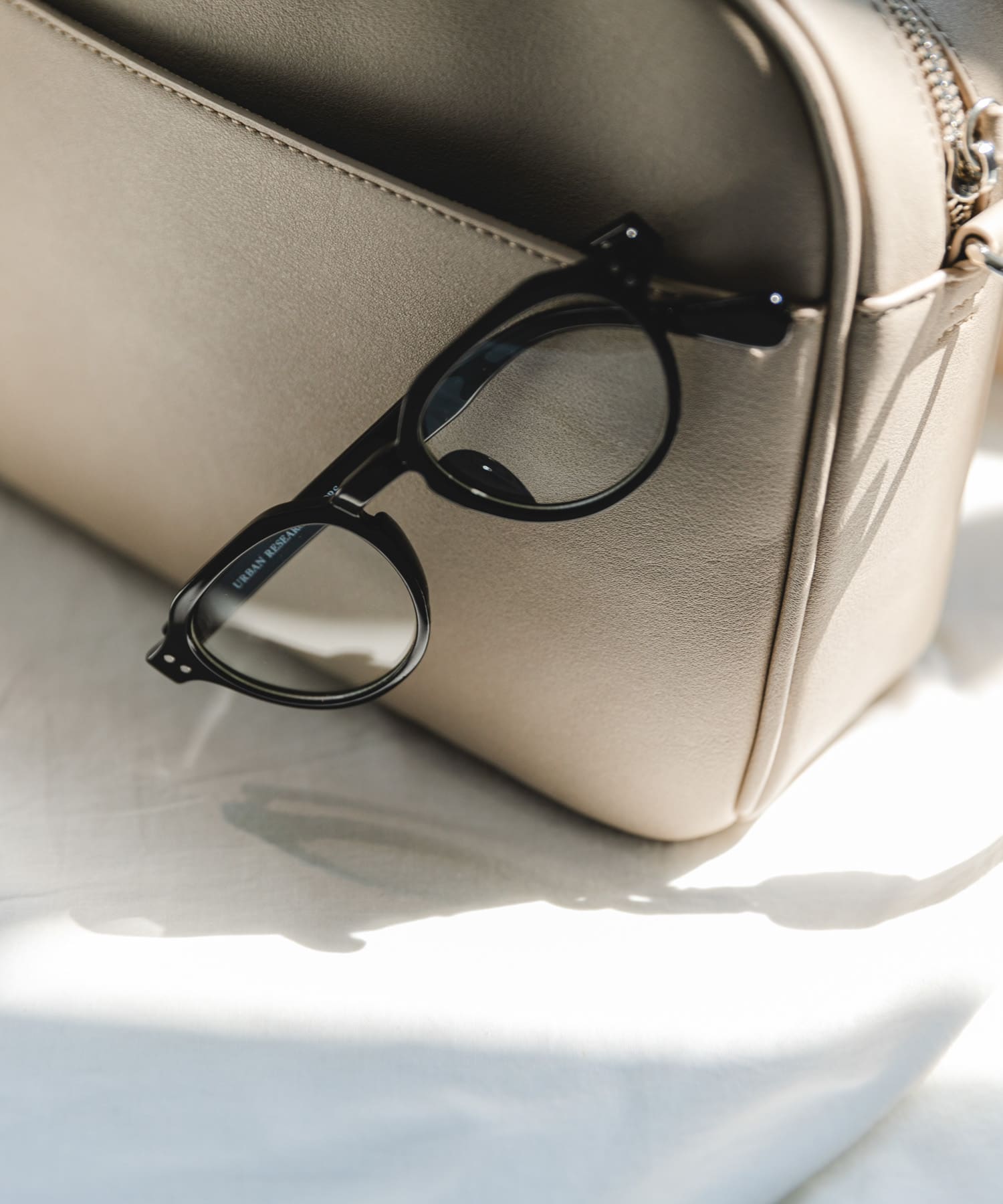 UVカットサングラス BLK×CLR one