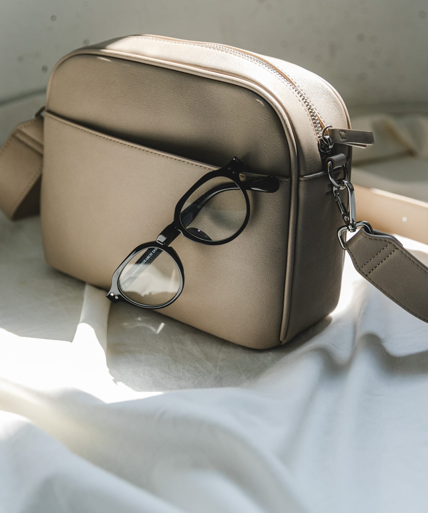 UVカットサングラス BLK×CLR one