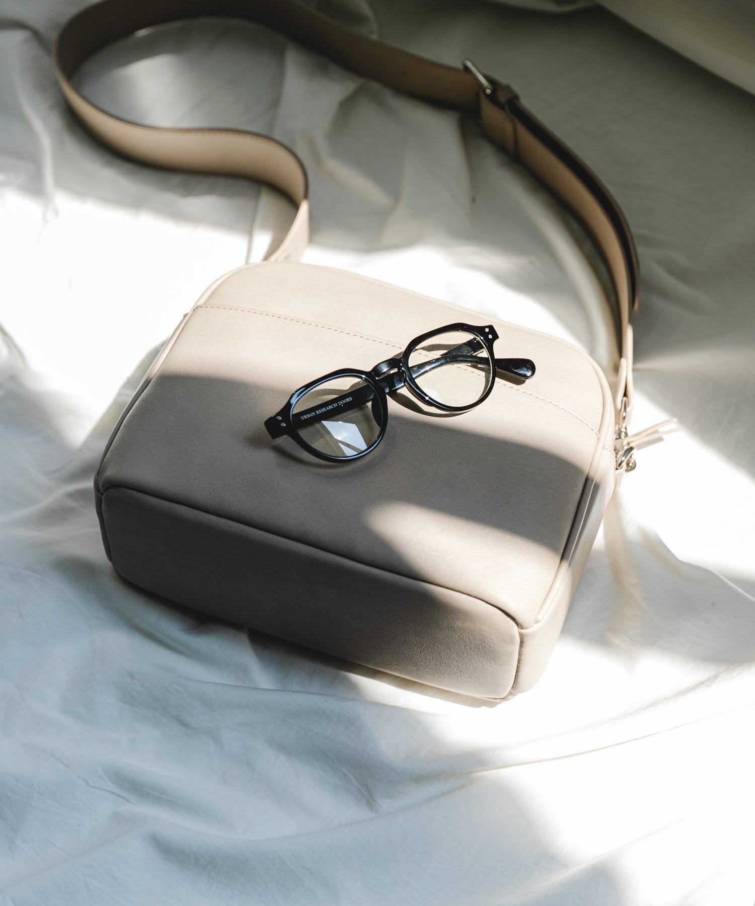 UVカットサングラス BLK×CLR one