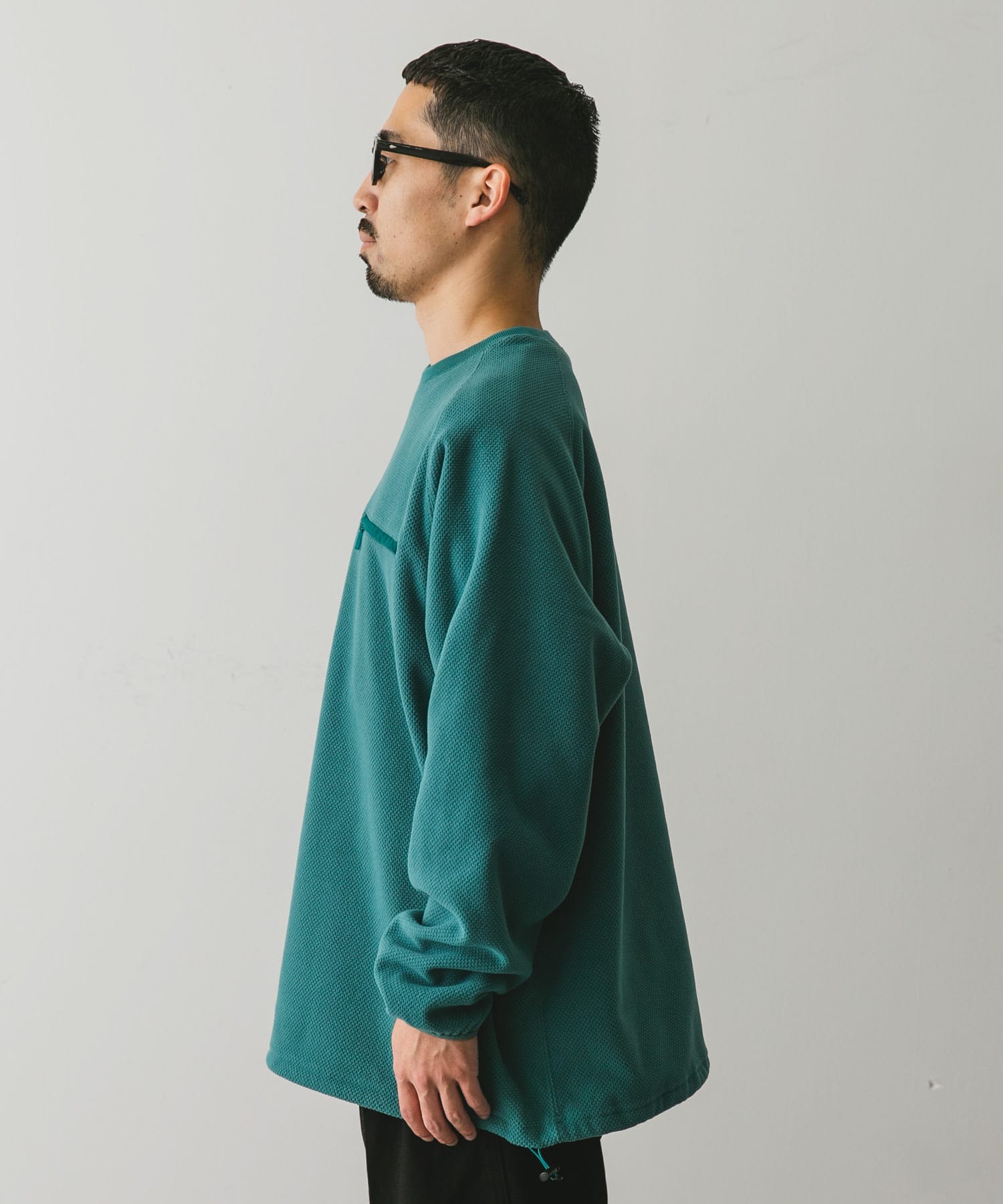 BLUE GREEN