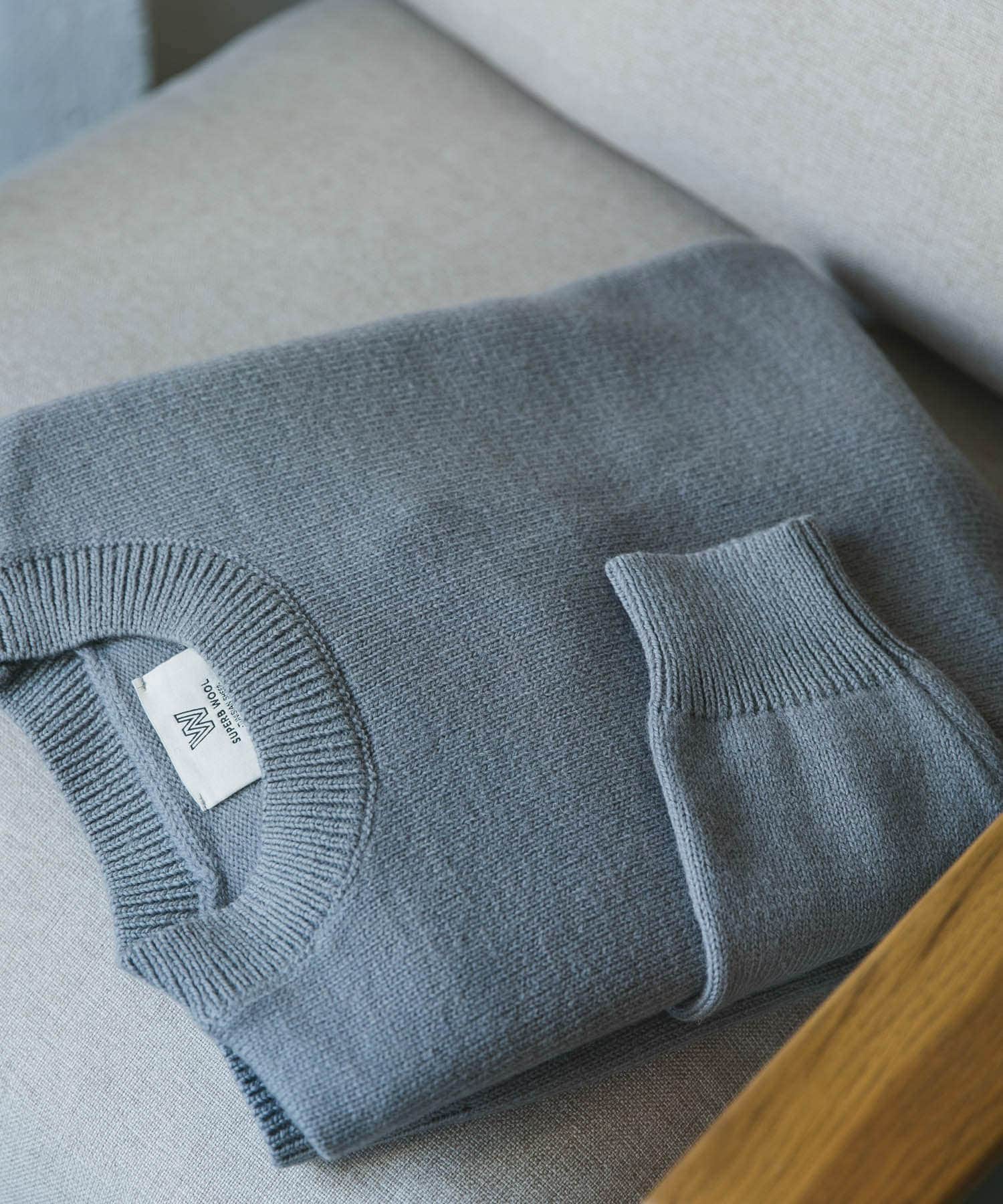 『XLサイズ/WEB限定』チュニジアウール クルーネック ニット GRAY M