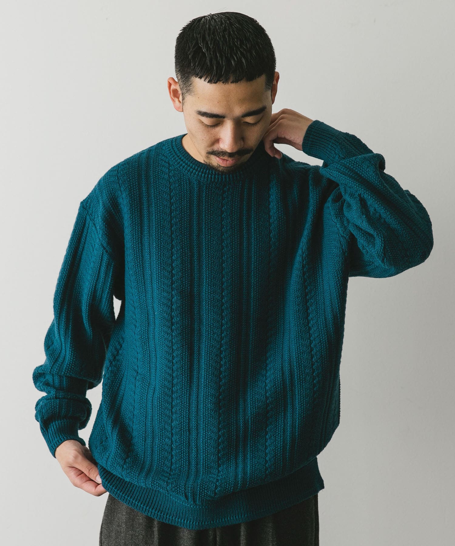 GREEN
