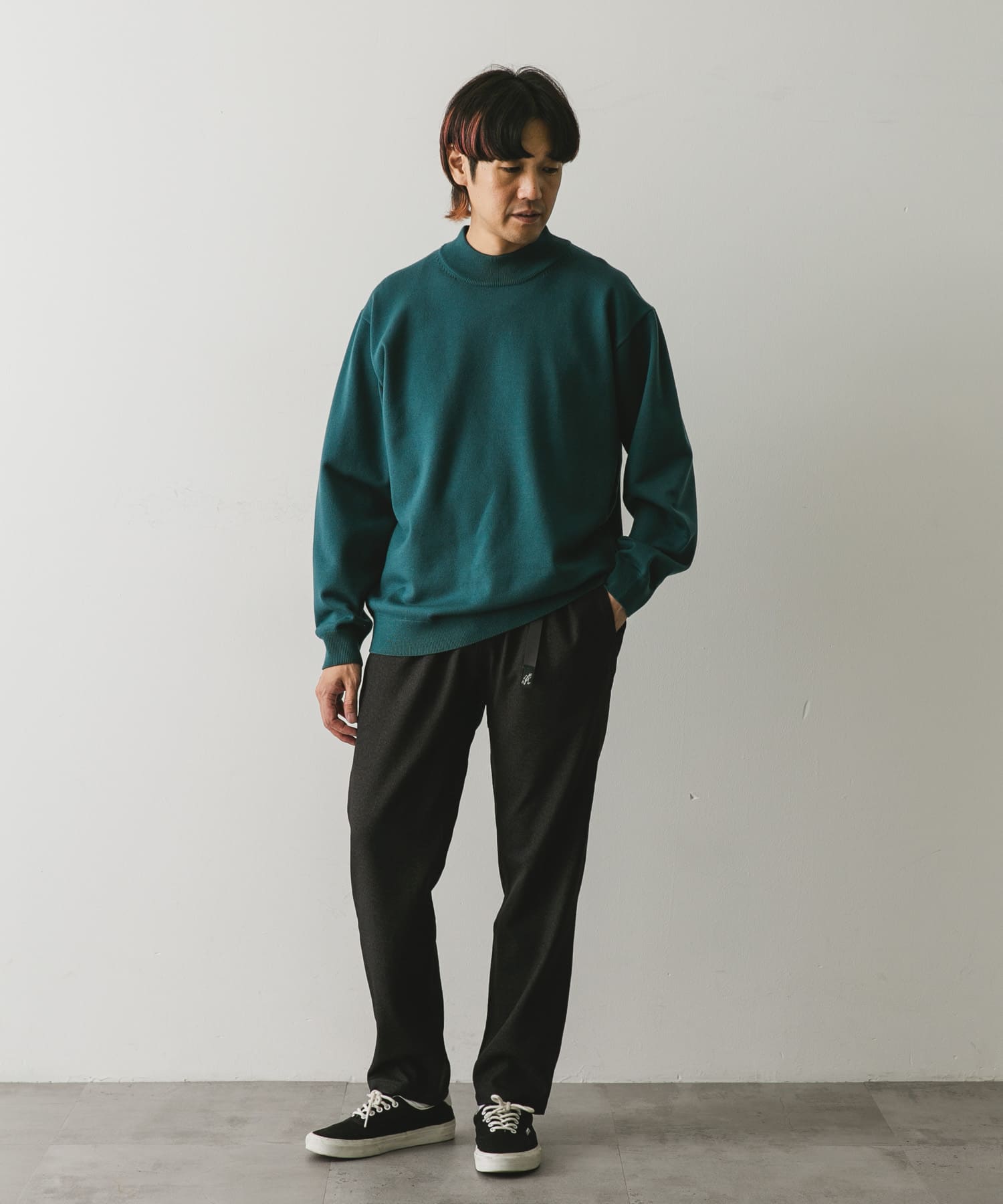 GREEN