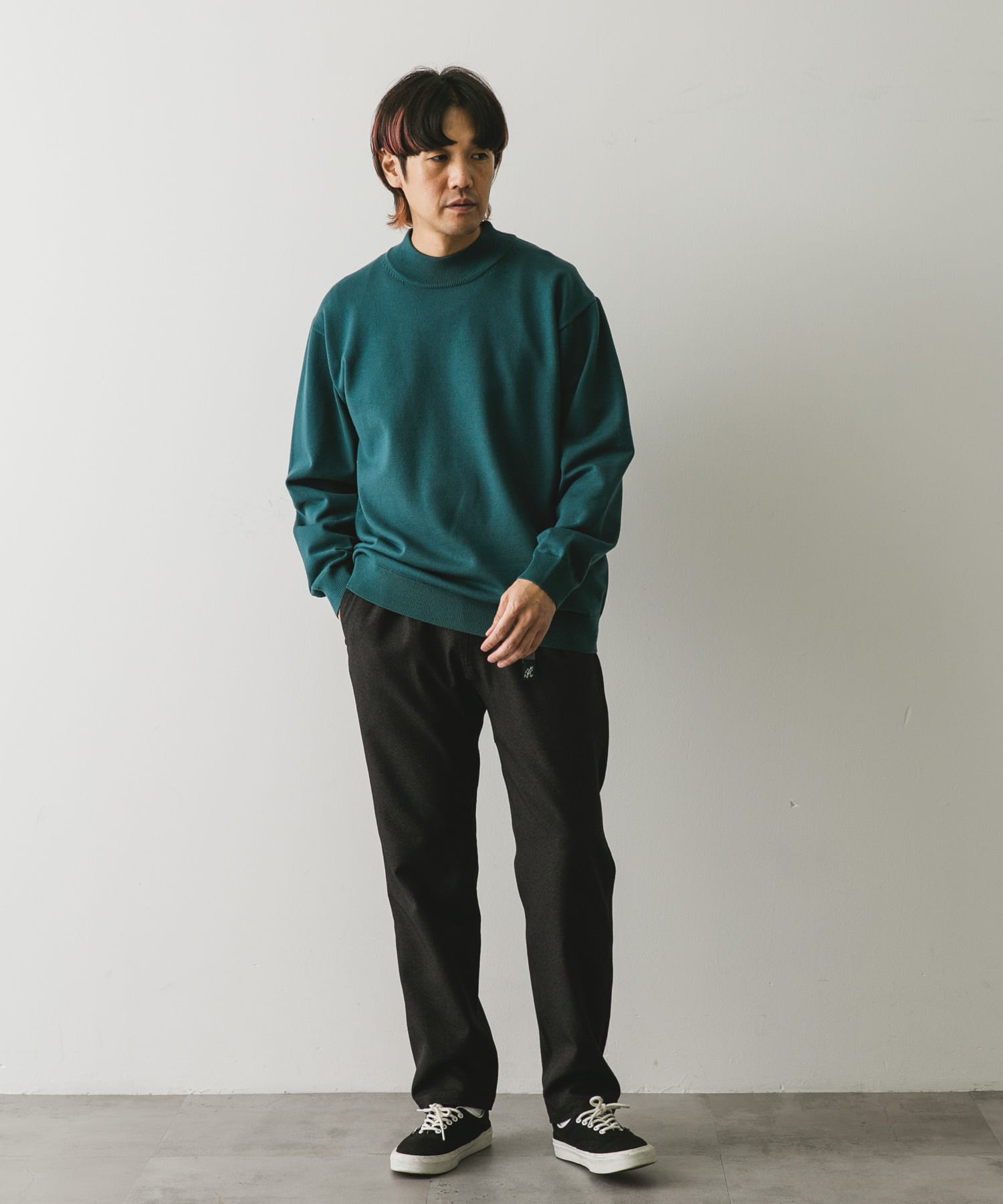 GREEN