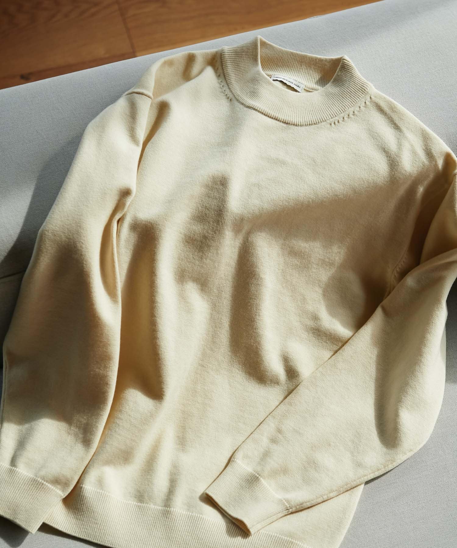 『UR TECH 200日ニット』モックネックプルオーバー OFF M