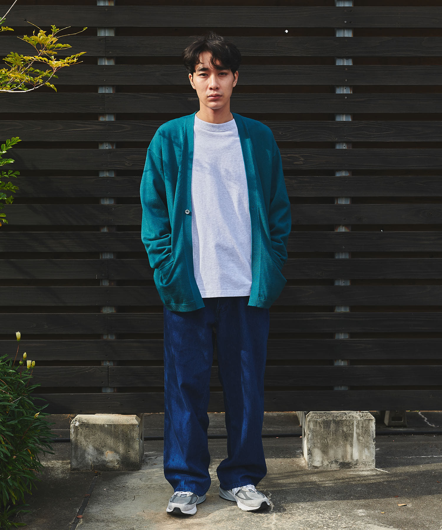 GREEN