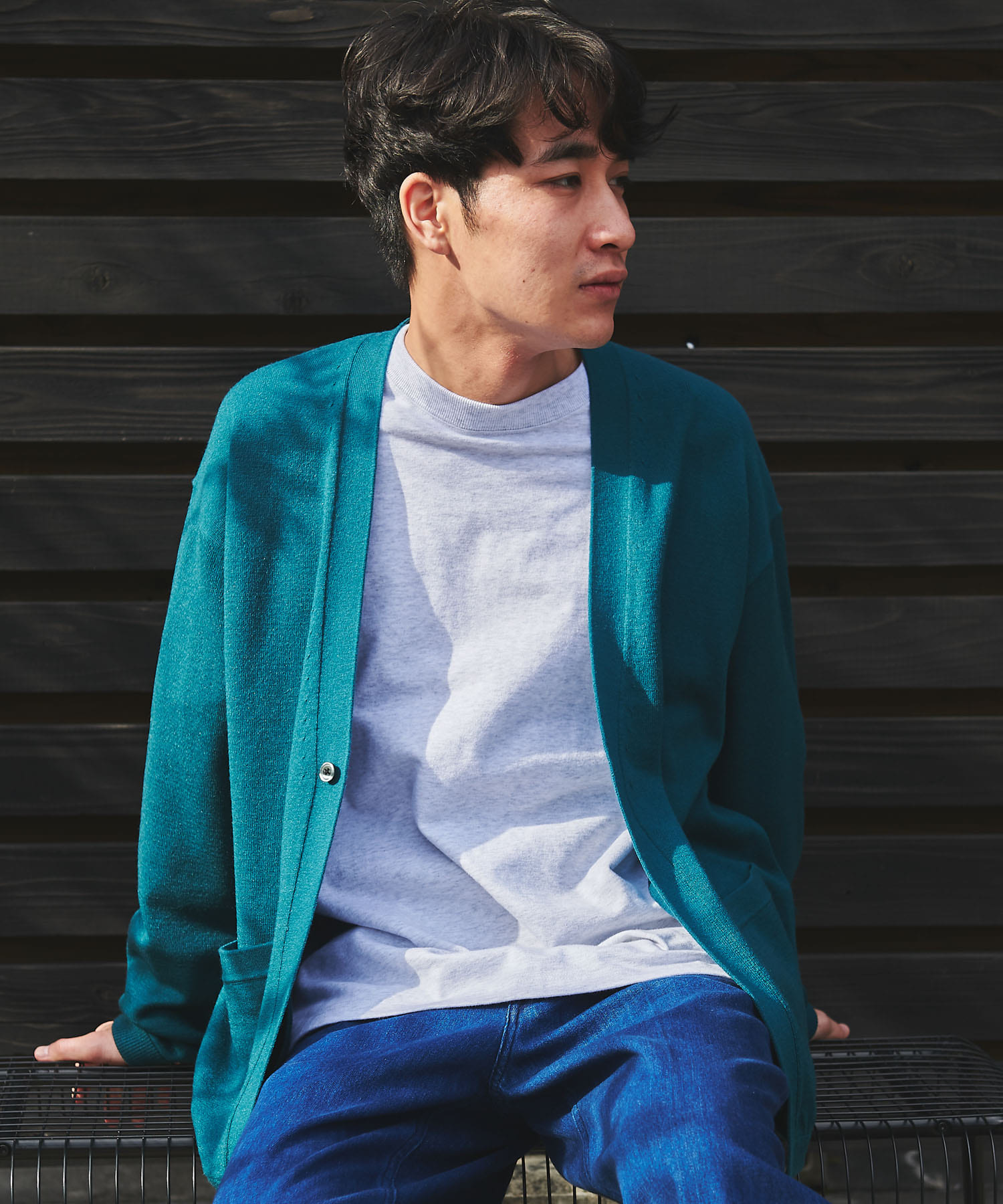 GREEN