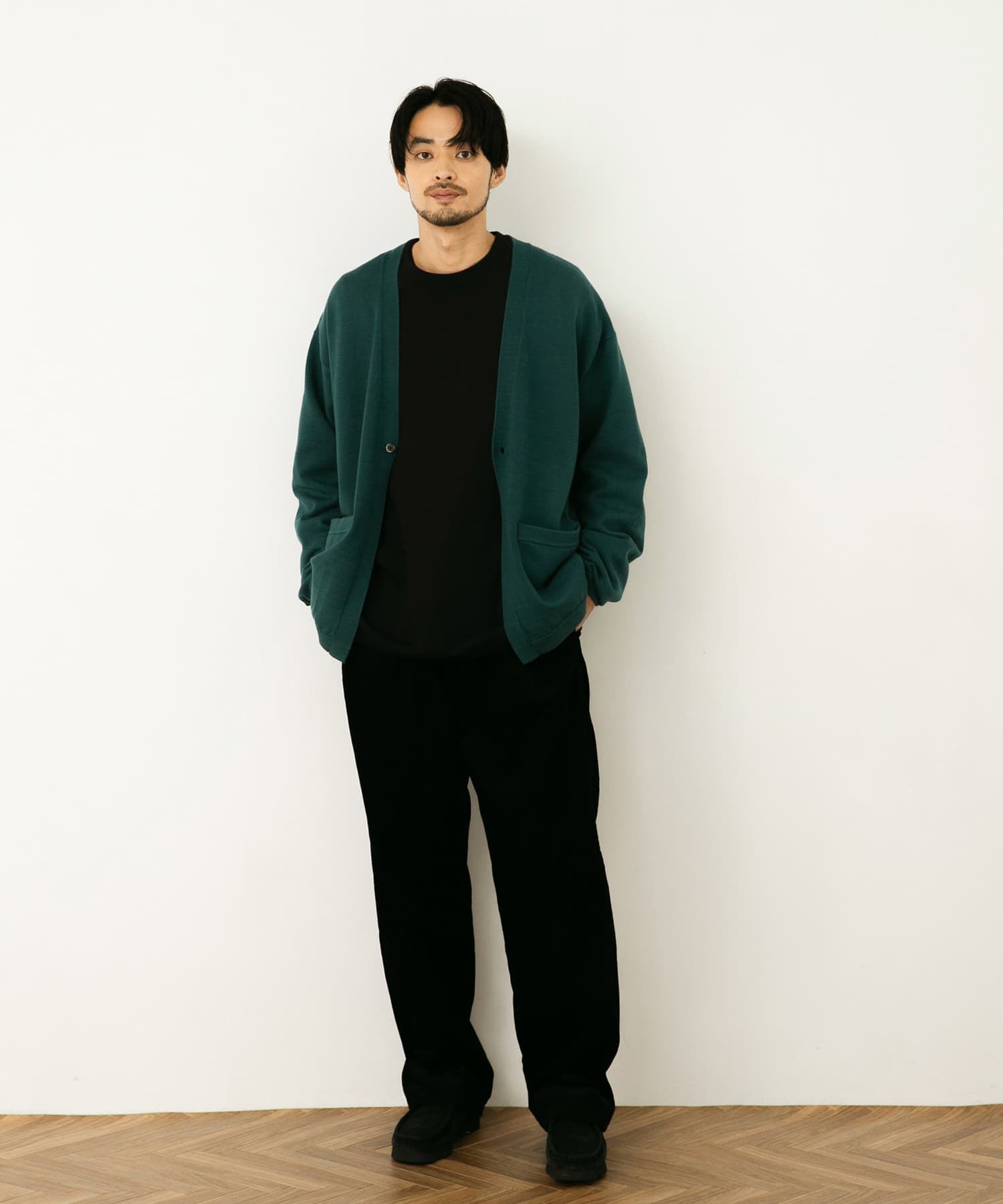 GREEN