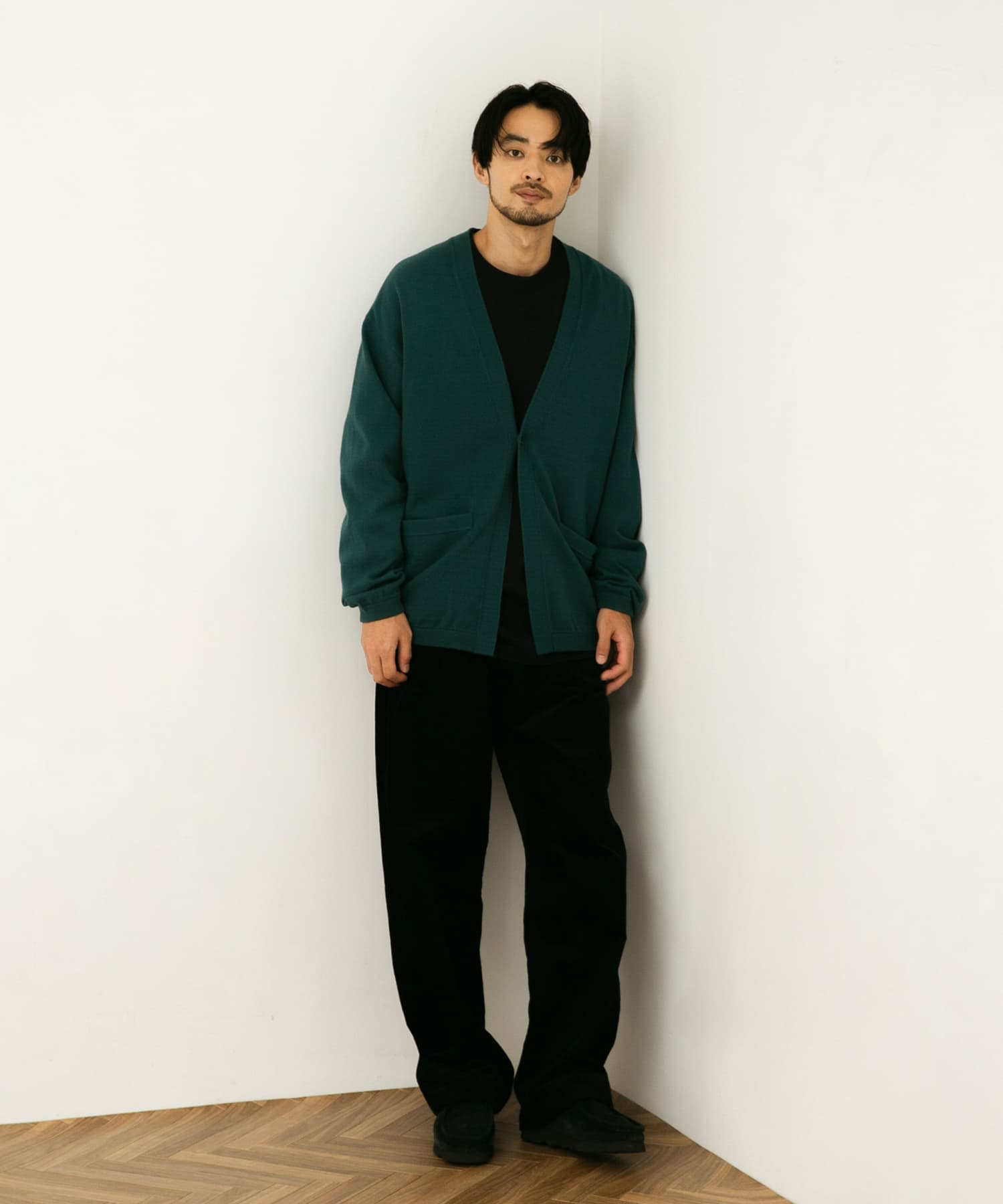 GREEN