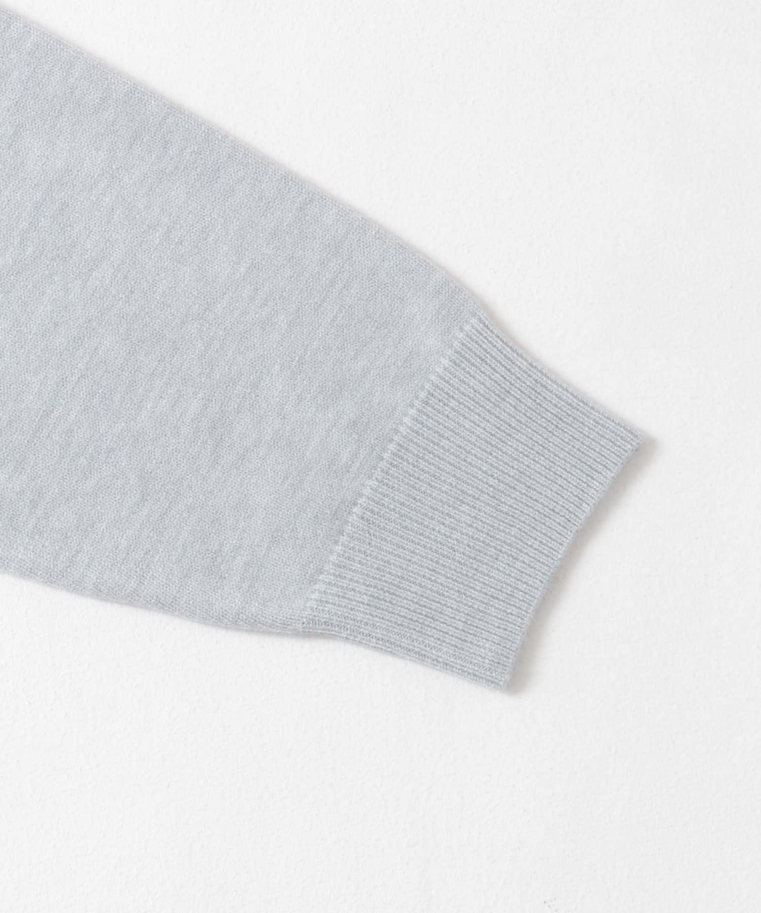ASH GRAY
