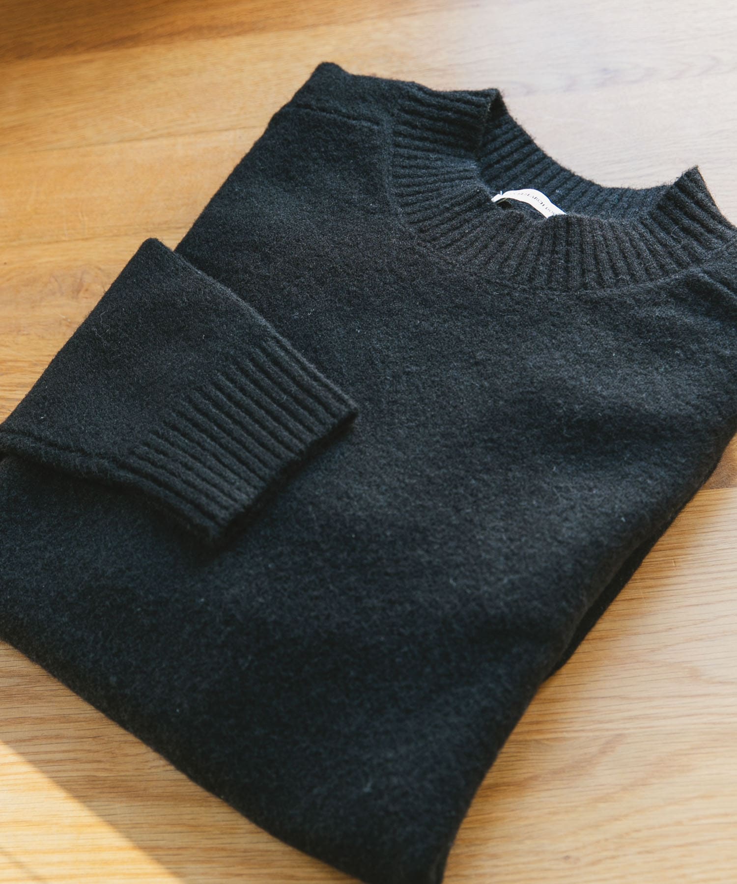 ウール混もちもちハイネックニット BLACK M