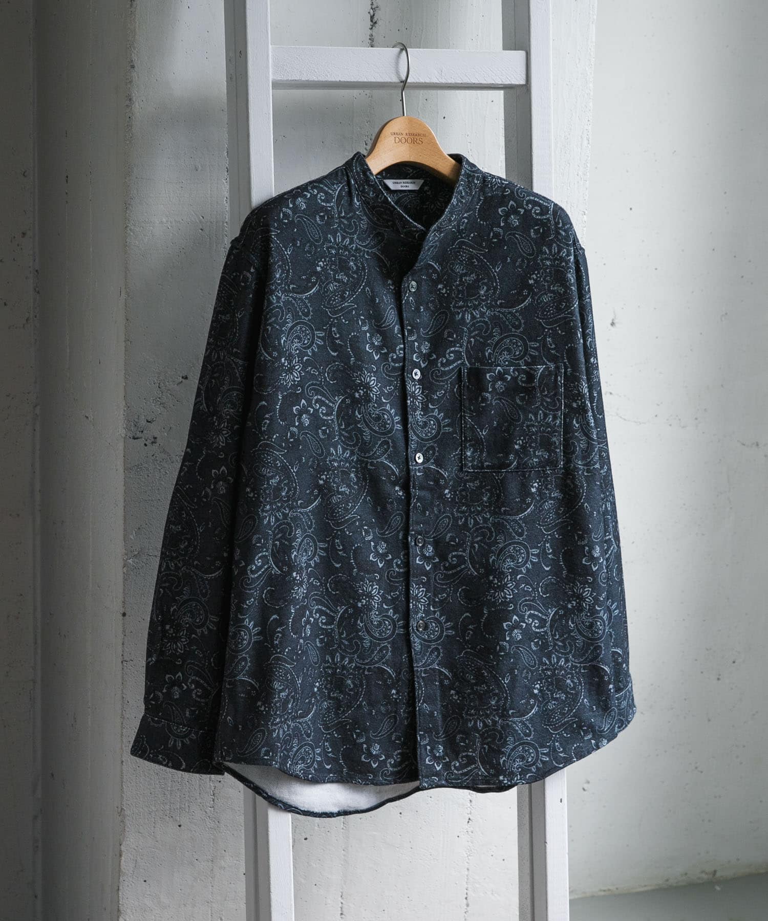 『XLサイズ/WEB限定』ヘビーネルバンドカラーシャツ PAISLEY M