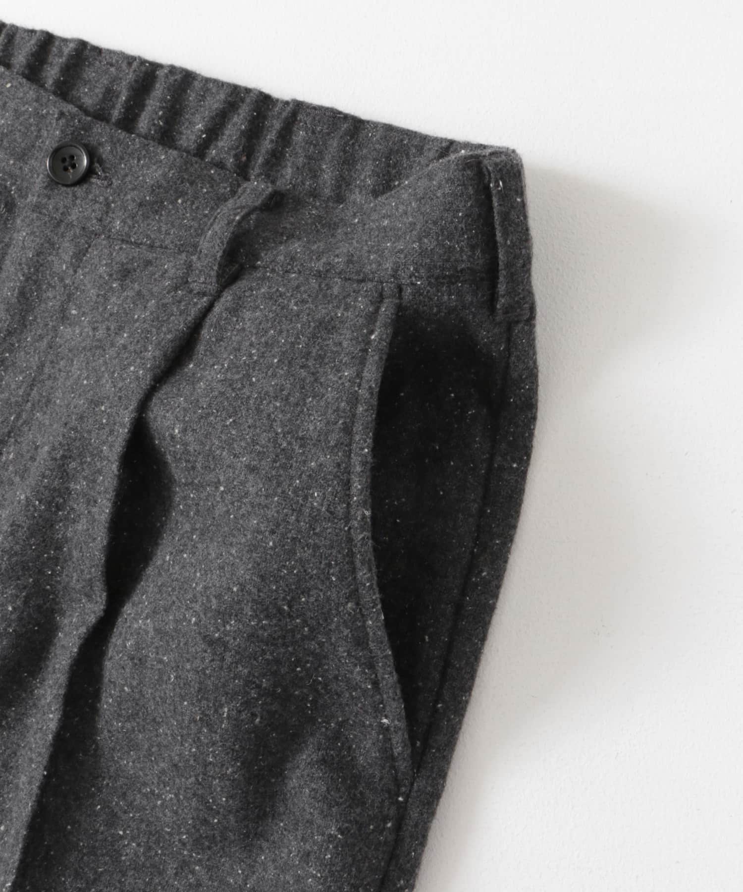 ウールブレンドネップワンタックパンツ CHARCOAL M