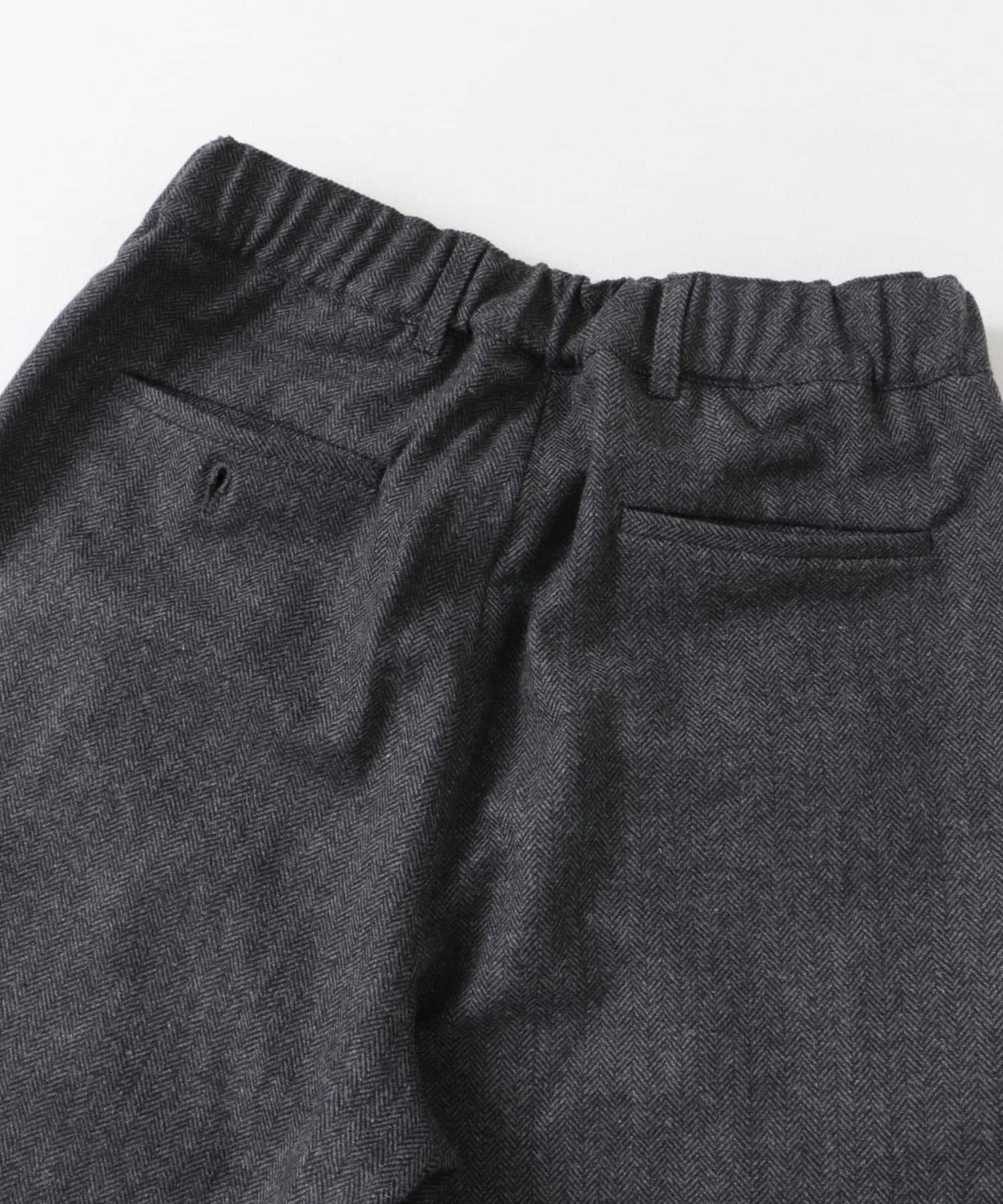 ウールブレンドヘリンボーンタックパンツ CHARCOAL M