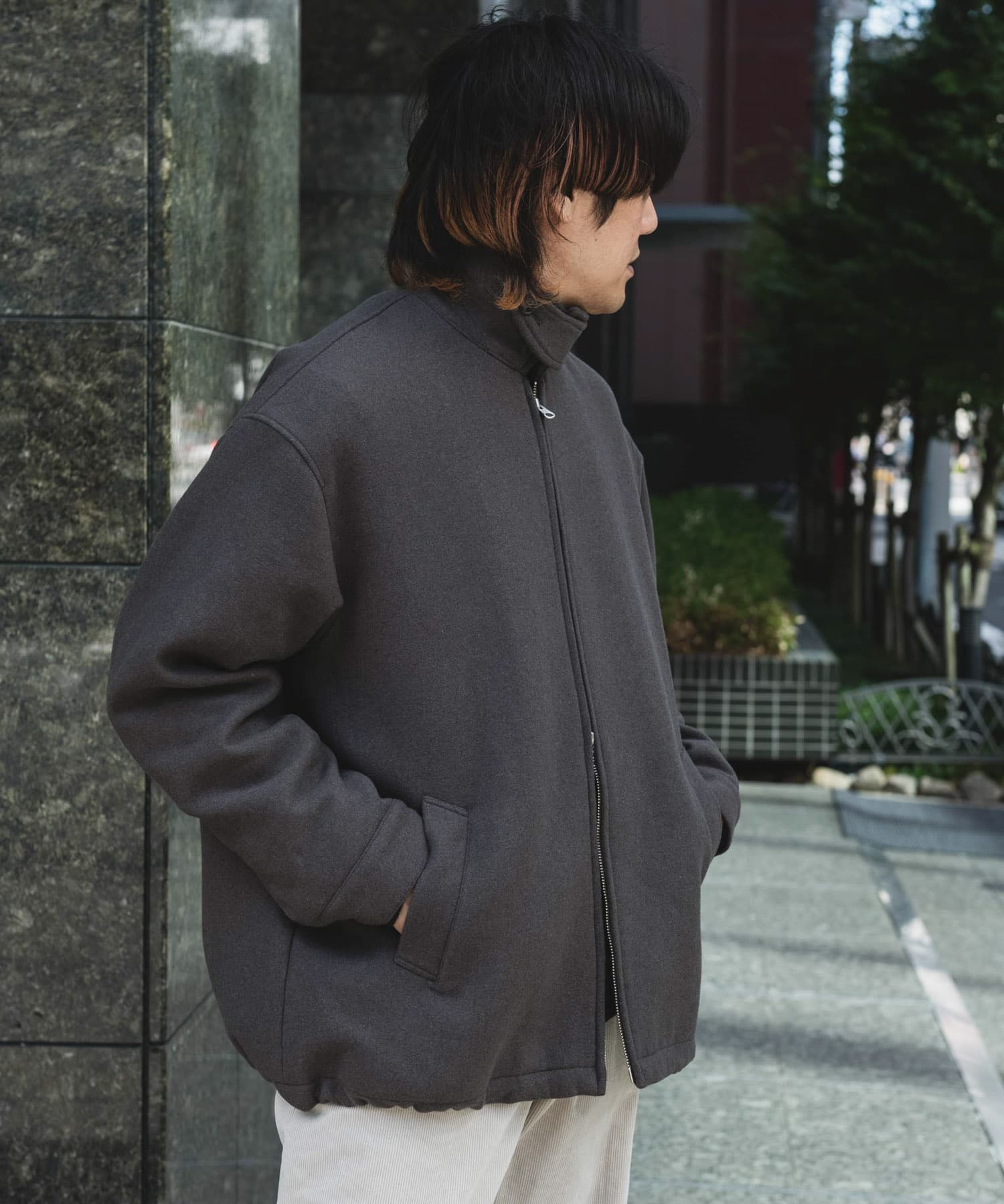 GRAY KAHKI
