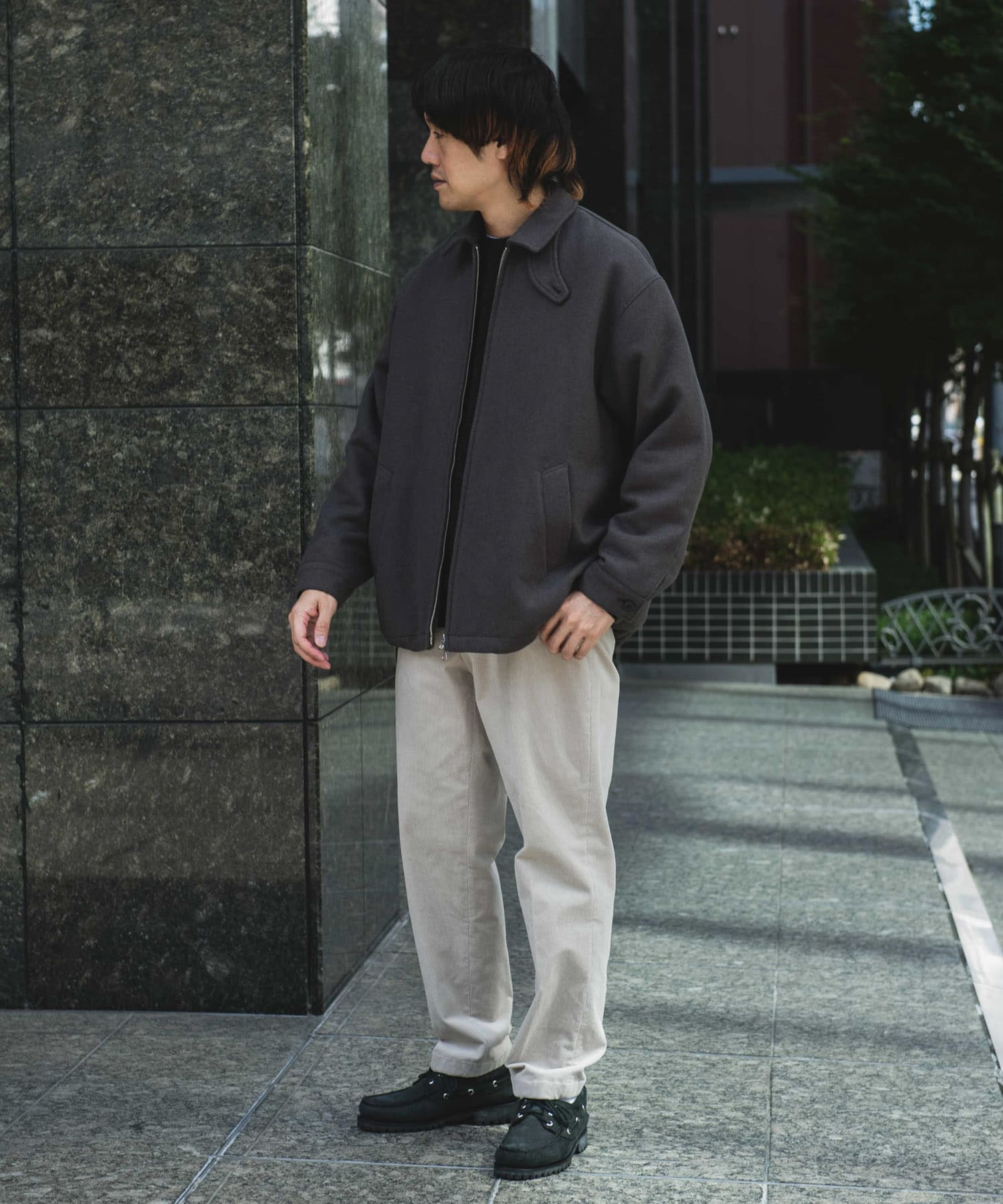 GRAY KAHKI