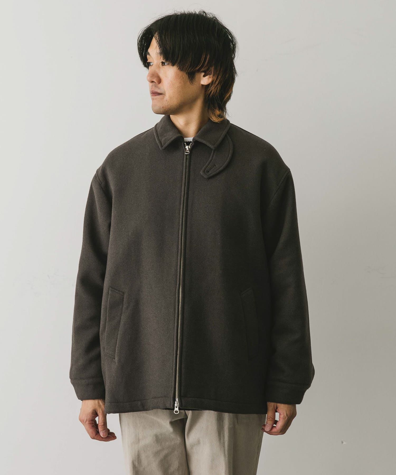 GRAY KAHKI