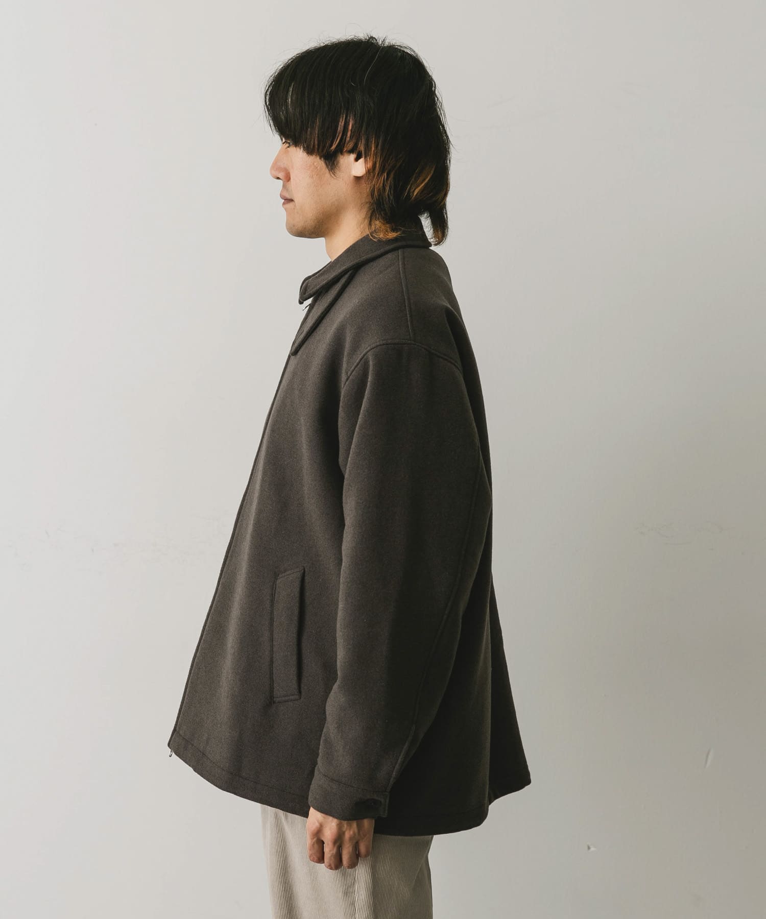 GRAY KAHKI