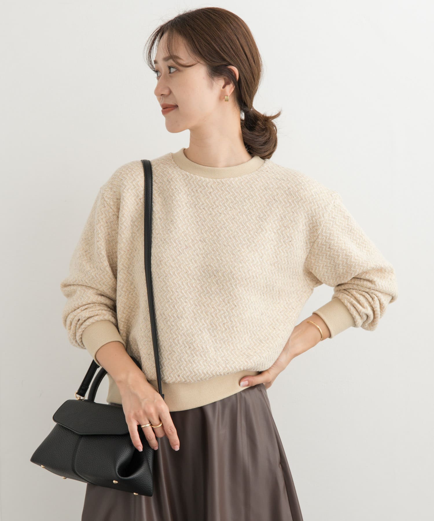 L/BEIGE