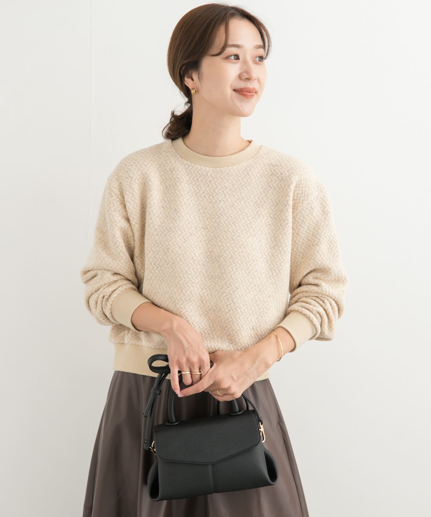 L/BEIGE