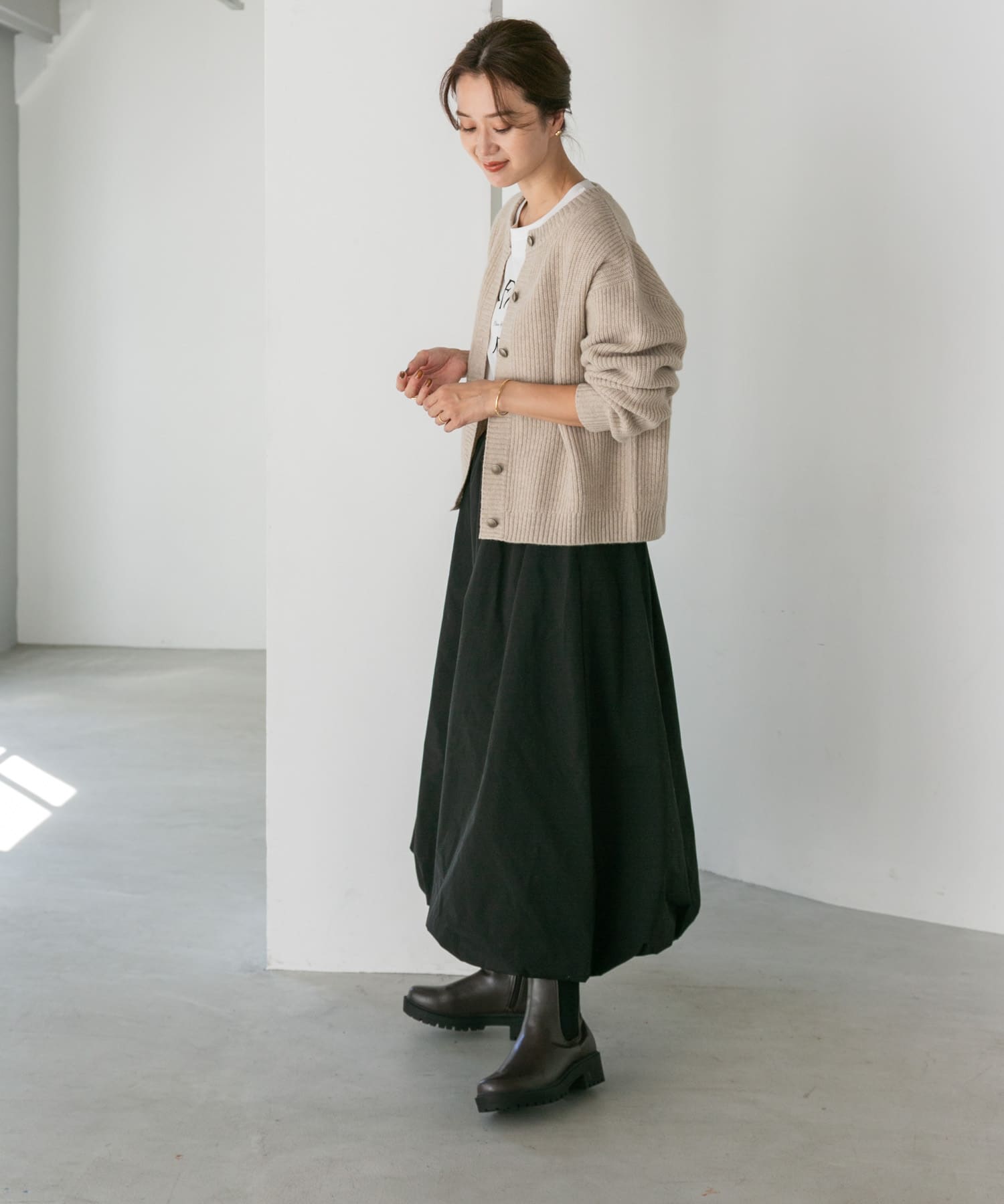 LIGHTBEIGE
