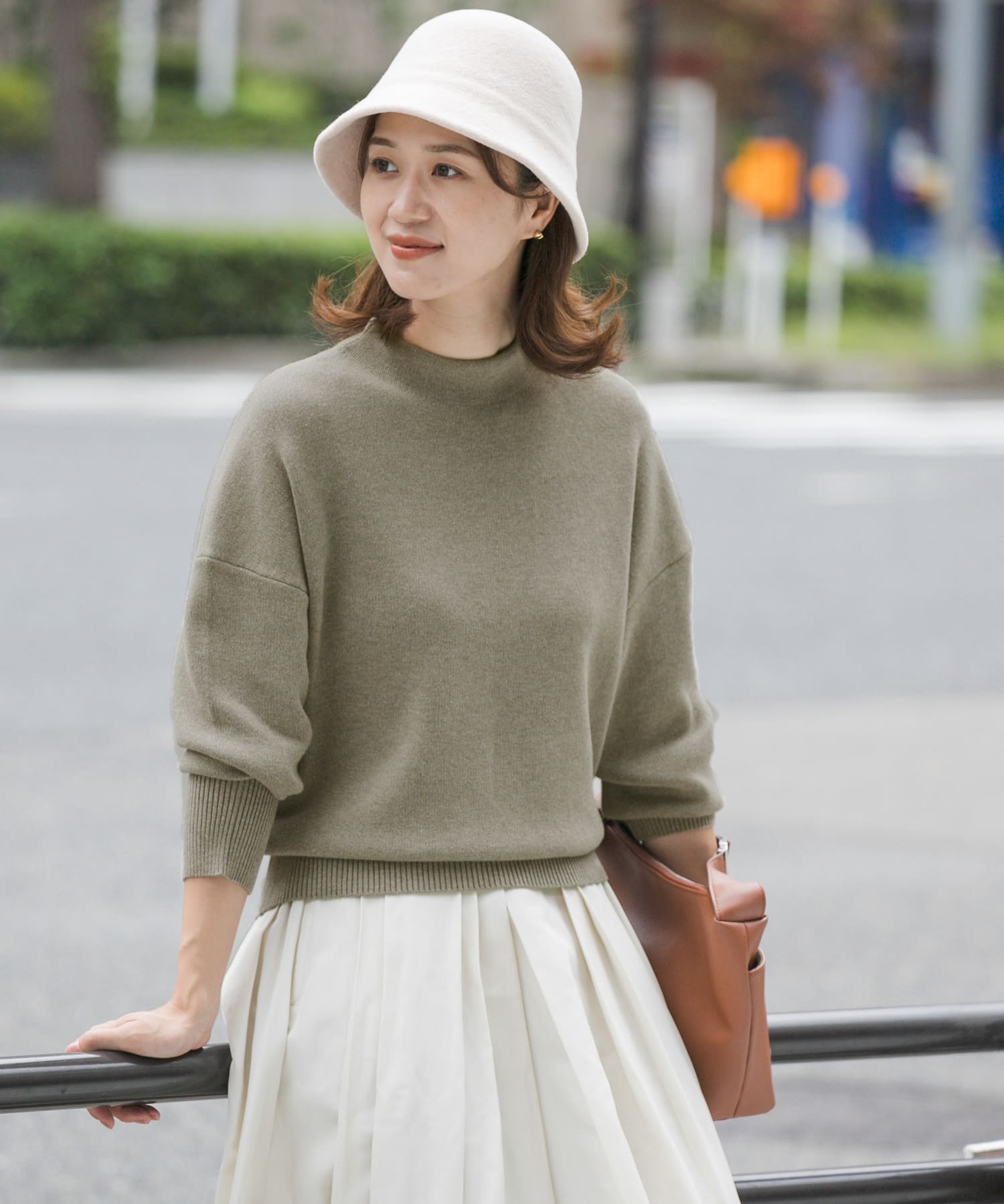 TOP BEIGE