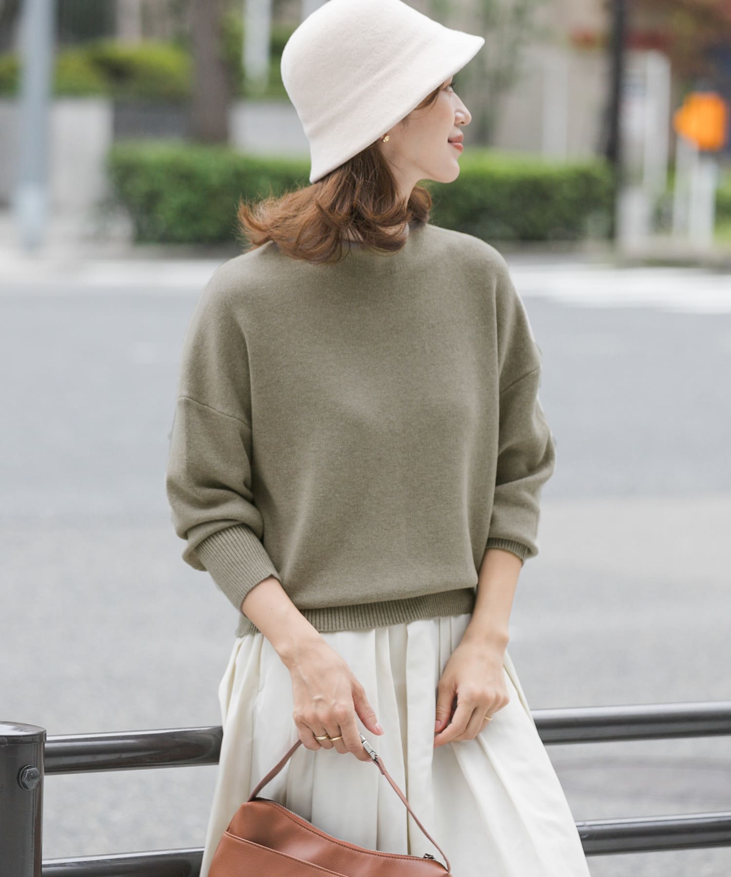 TOP BEIGE