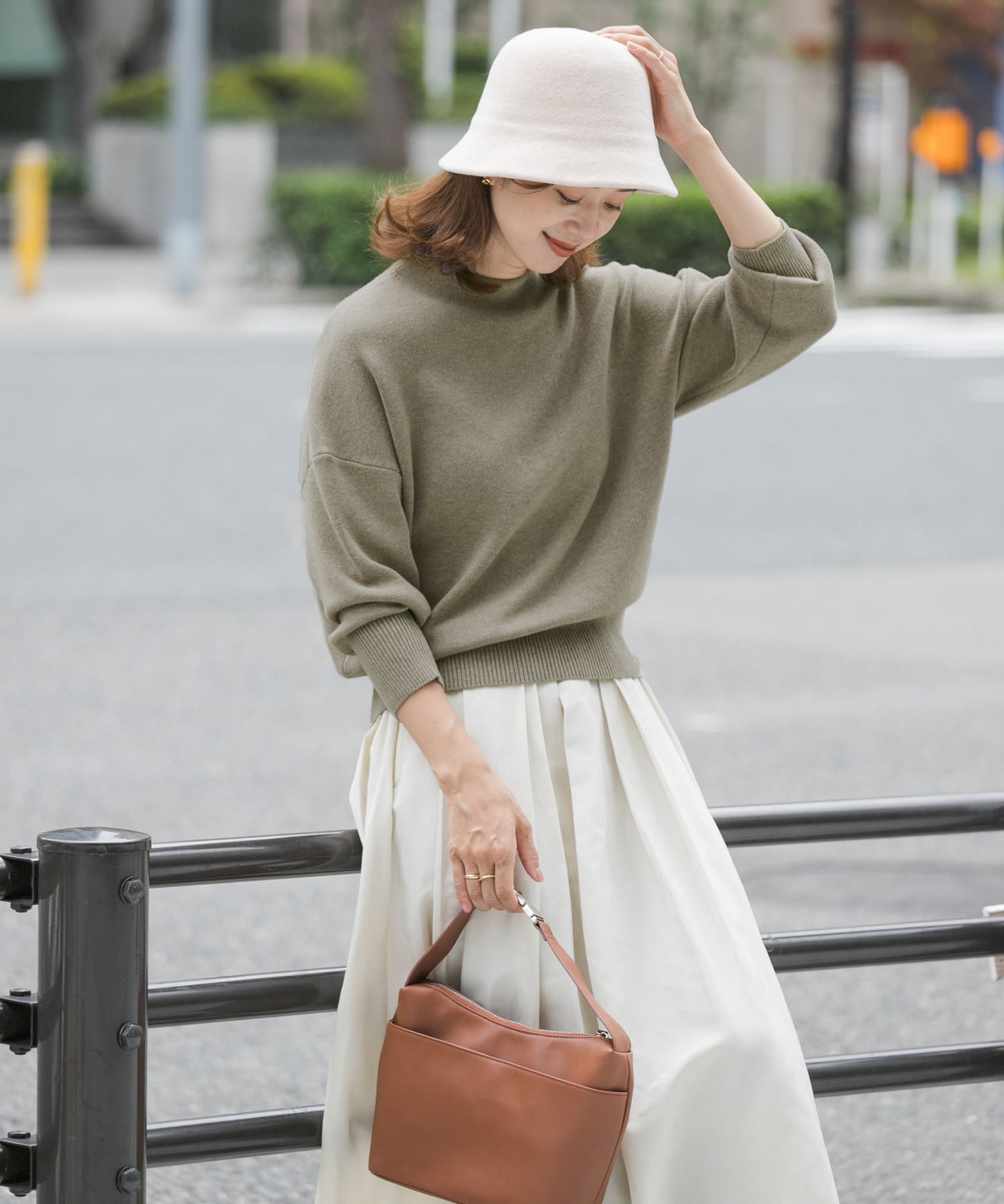 TOP BEIGE
