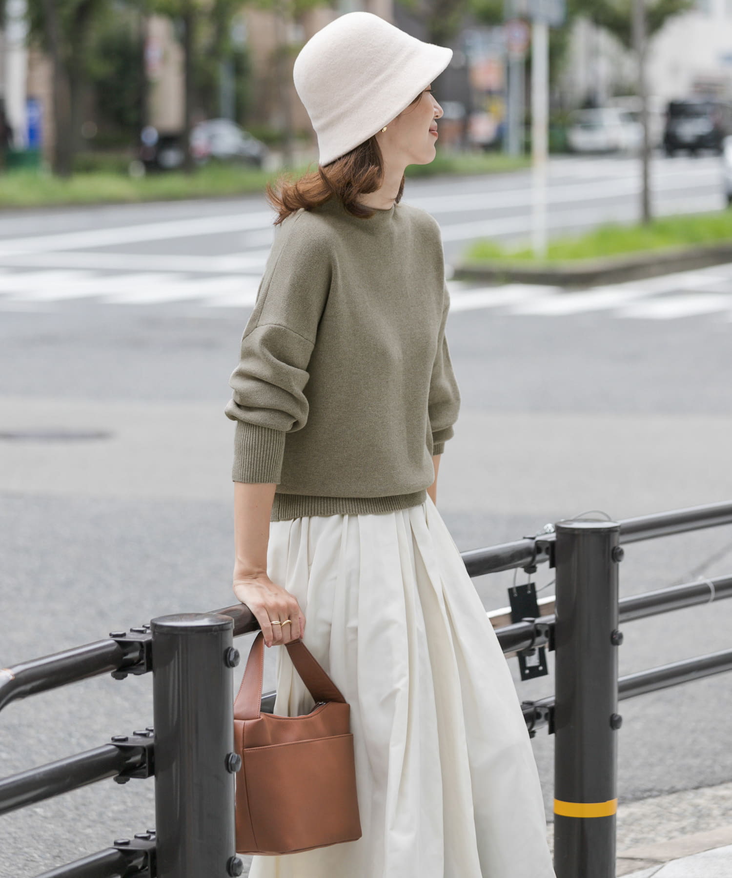 TOP BEIGE