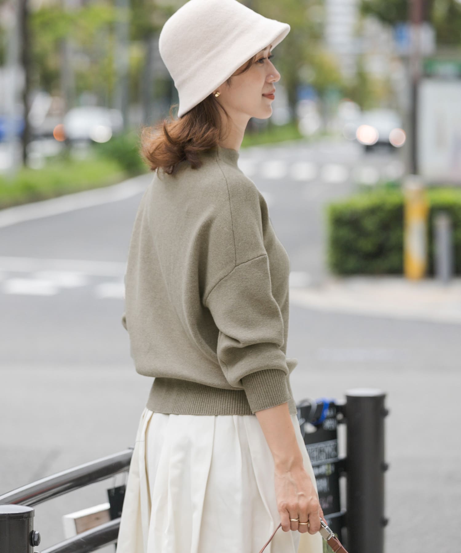 TOP BEIGE
