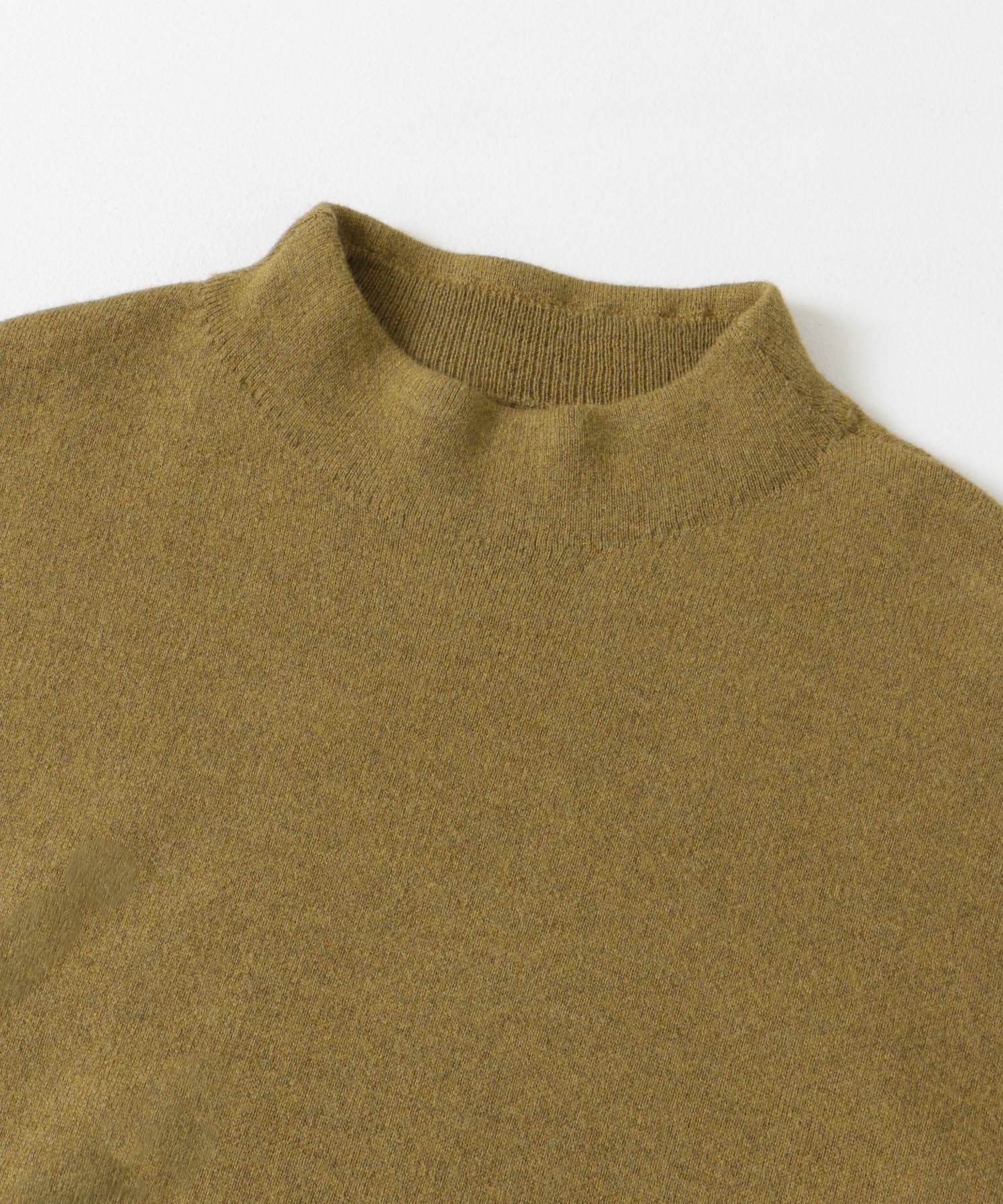 『蓄熱』ボトルネックKNITプルオーバー YELKHK M